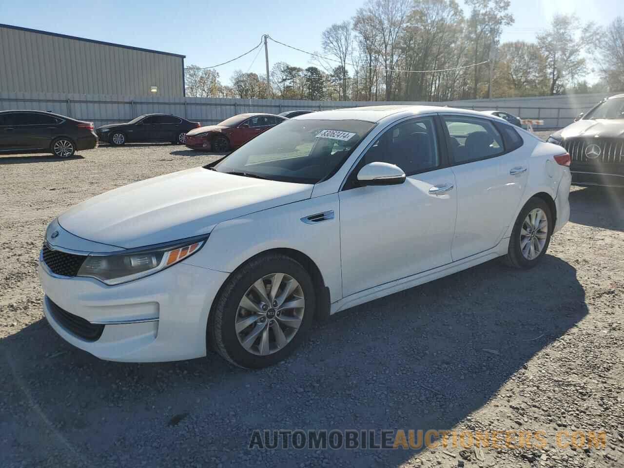 5XXGT4L35JG255892 KIA OPTIMA 2018