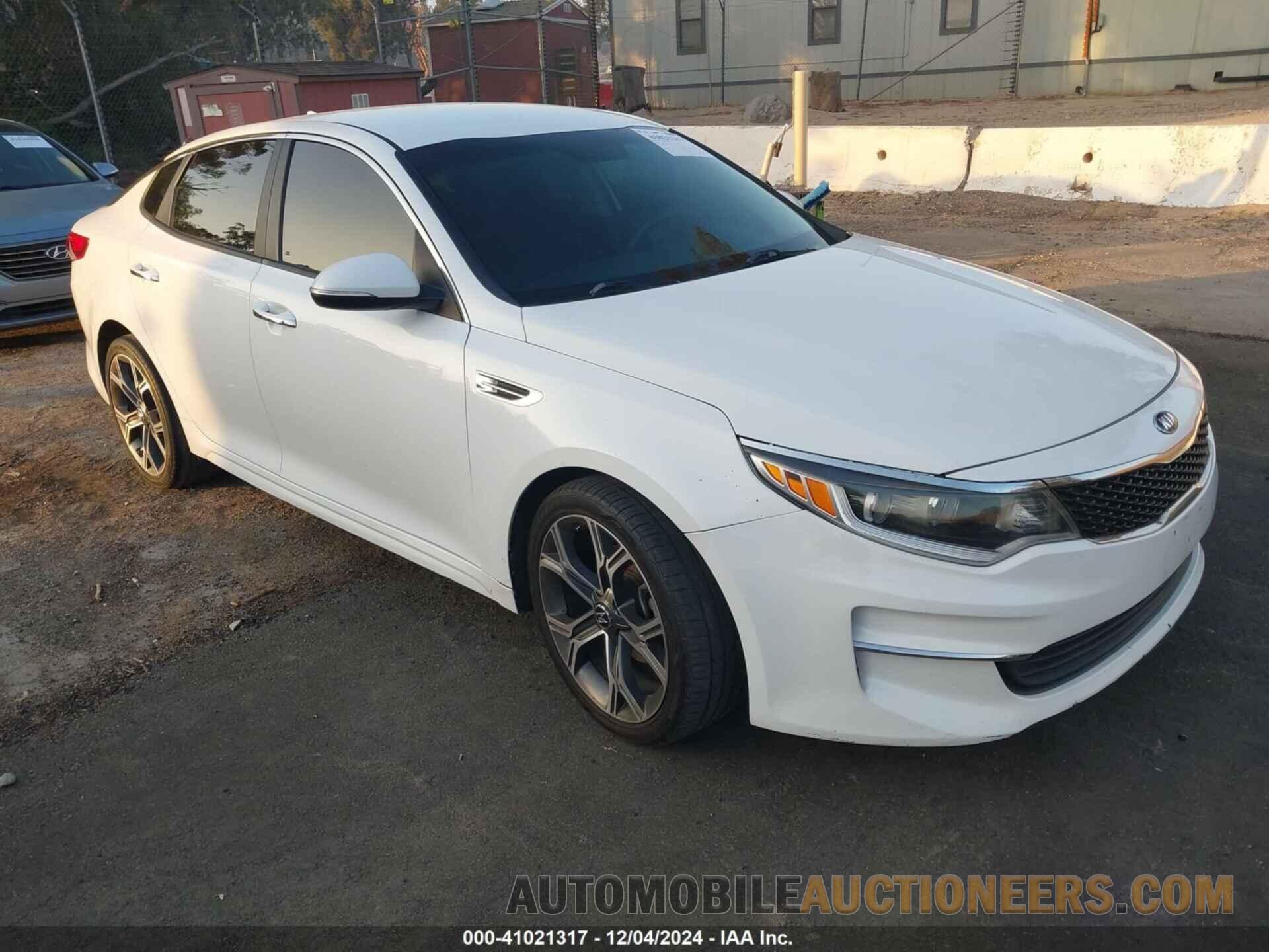 5XXGT4L35JG267766 KIA OPTIMA 2018