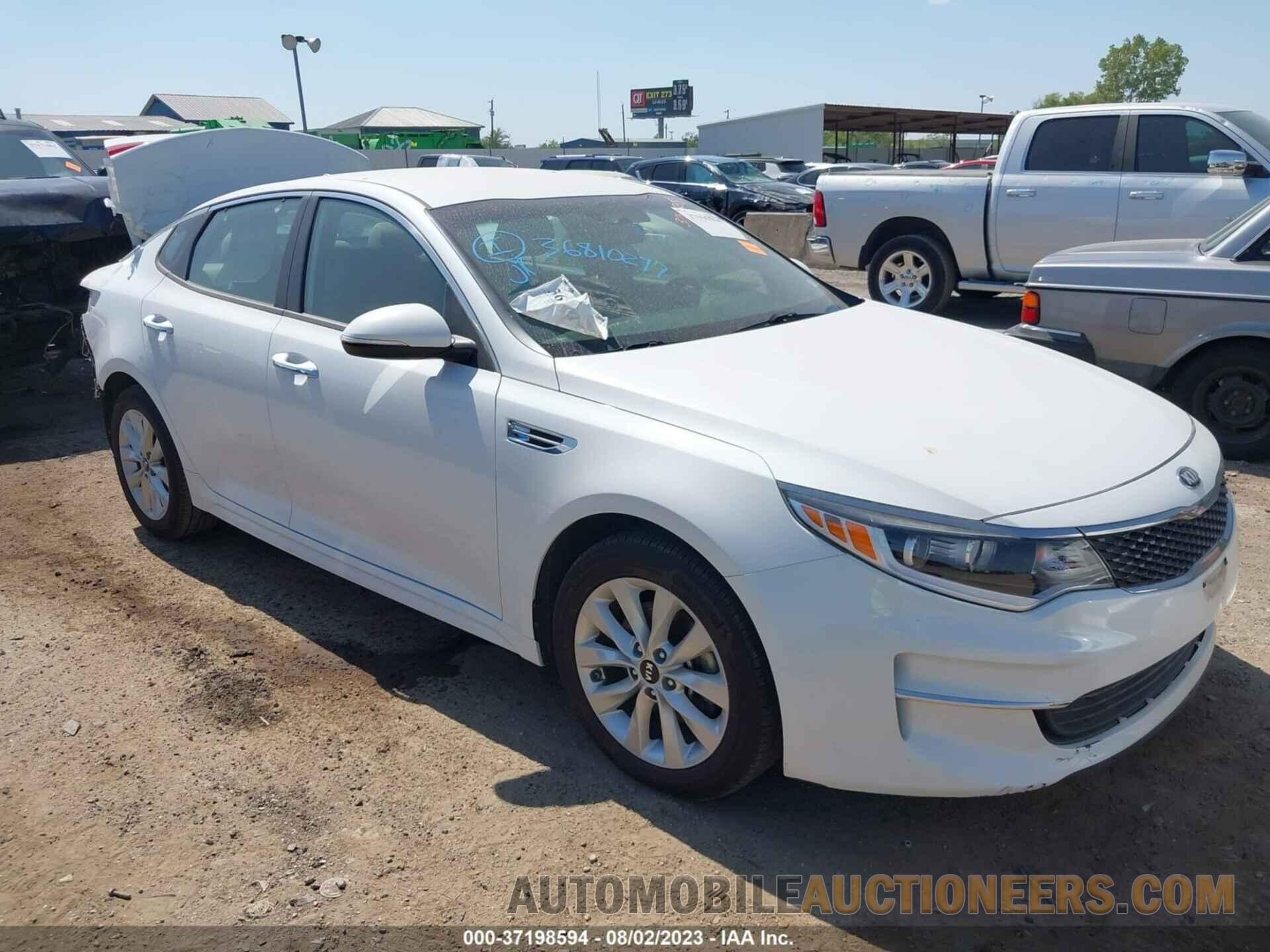 5XXGT4L35JG268870 KIA OPTIMA 2018