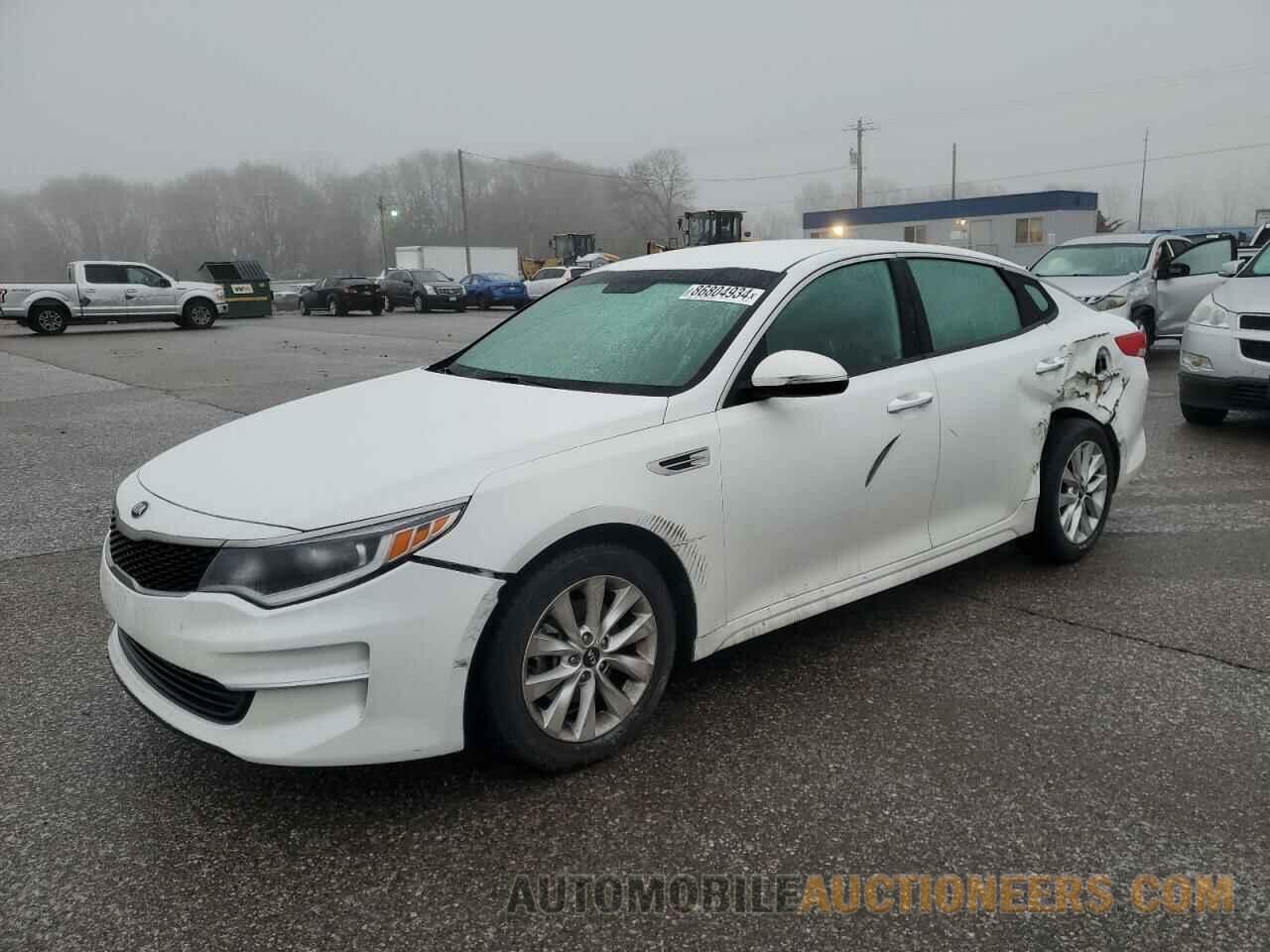 5XXGT4L35JG274698 KIA OPTIMA 2018