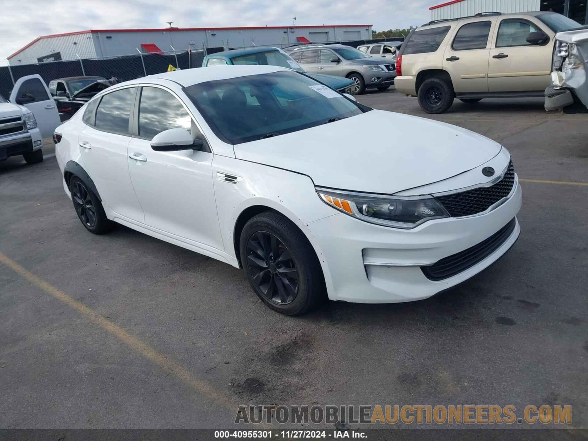 5XXGT4L35JG274717 KIA OPTIMA 2018