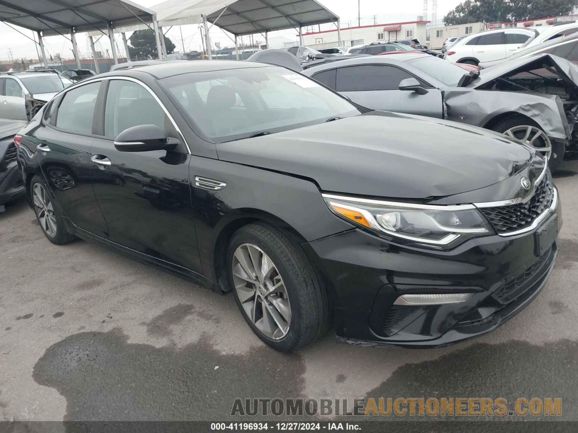 5XXGT4L35KG295858 KIA OPTIMA 2019