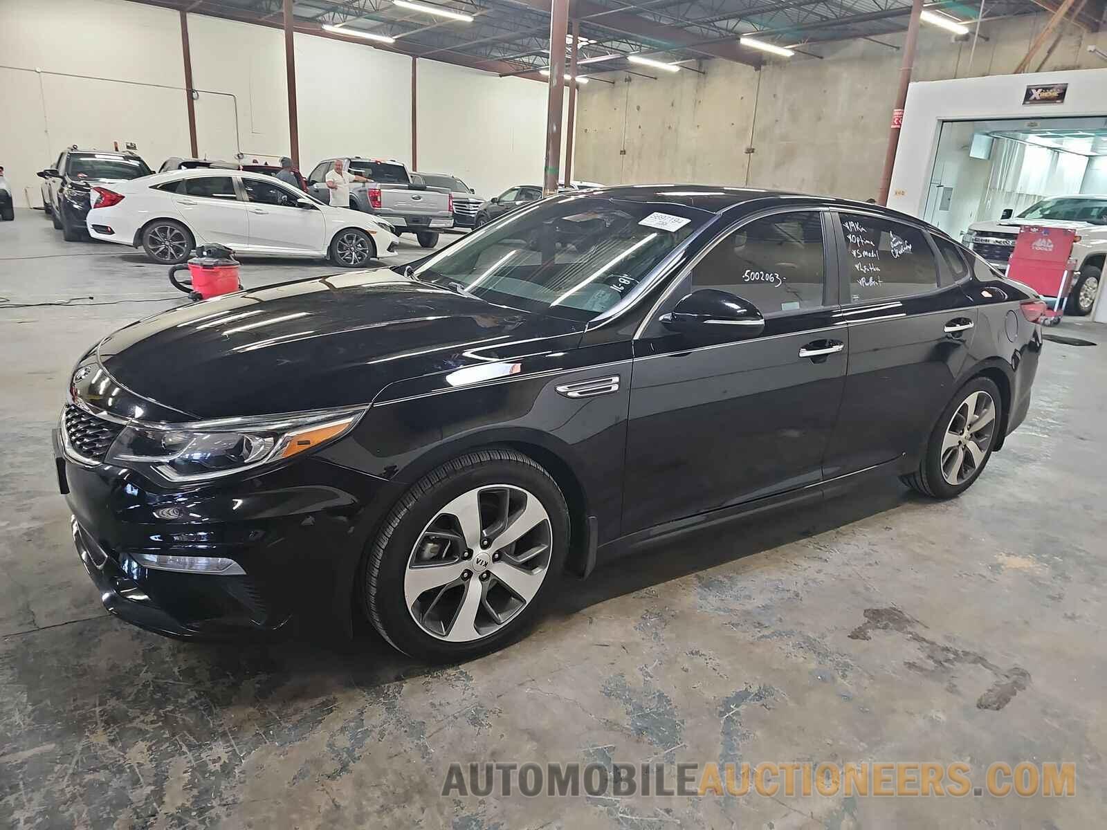 5XXGT4L35KG309094 Kia Optima 2019