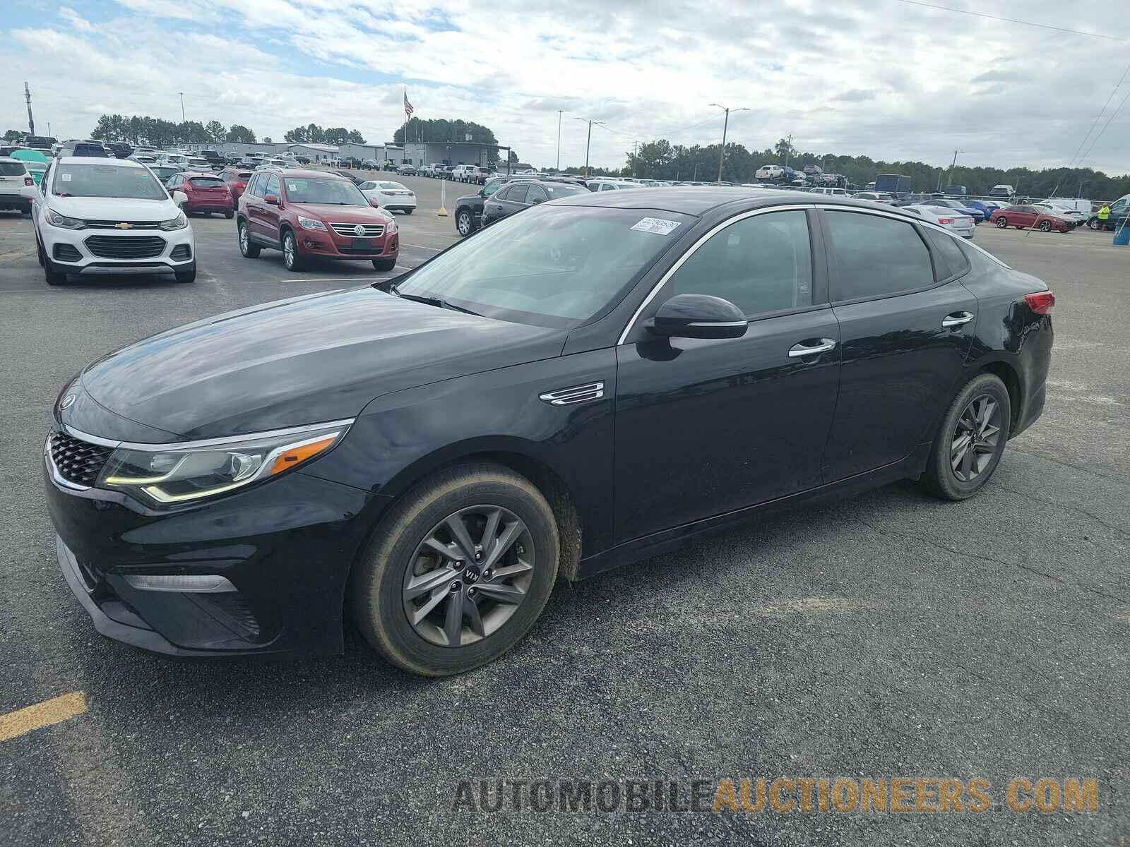 5XXGT4L35KG335548 Kia Optima 2019