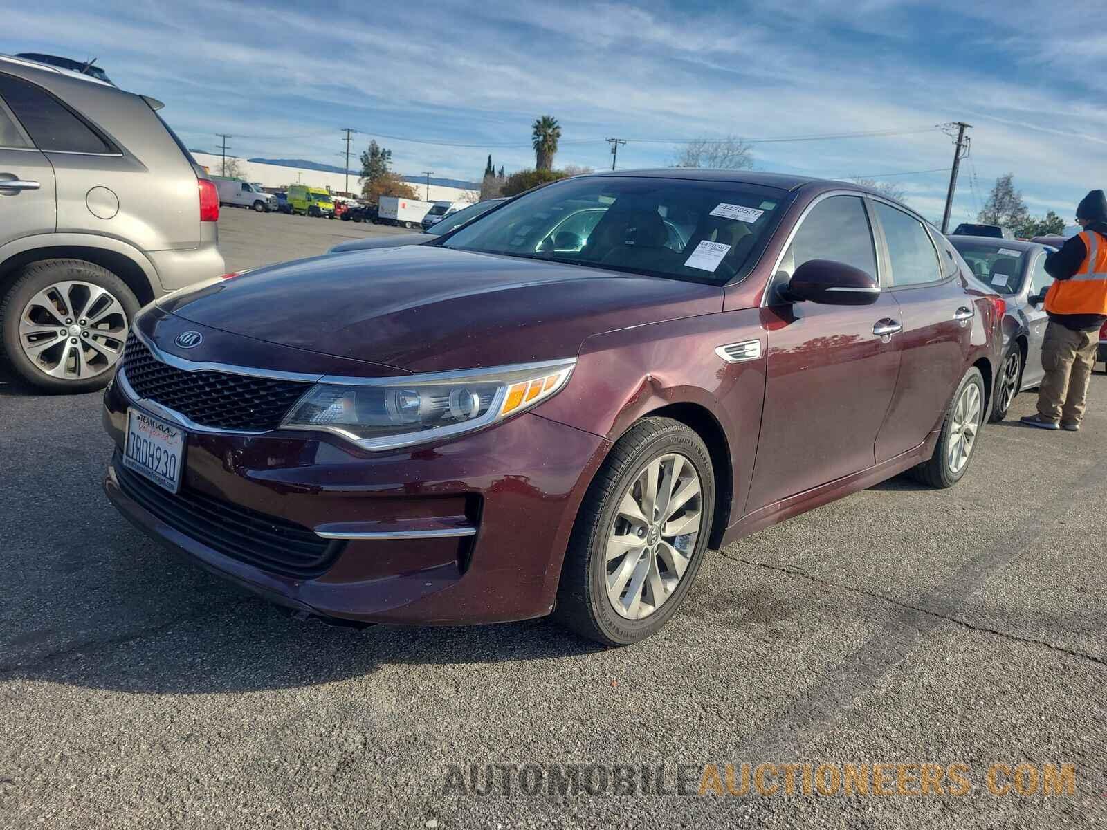 5XXGT4L36GG060845 Kia Optima 2016