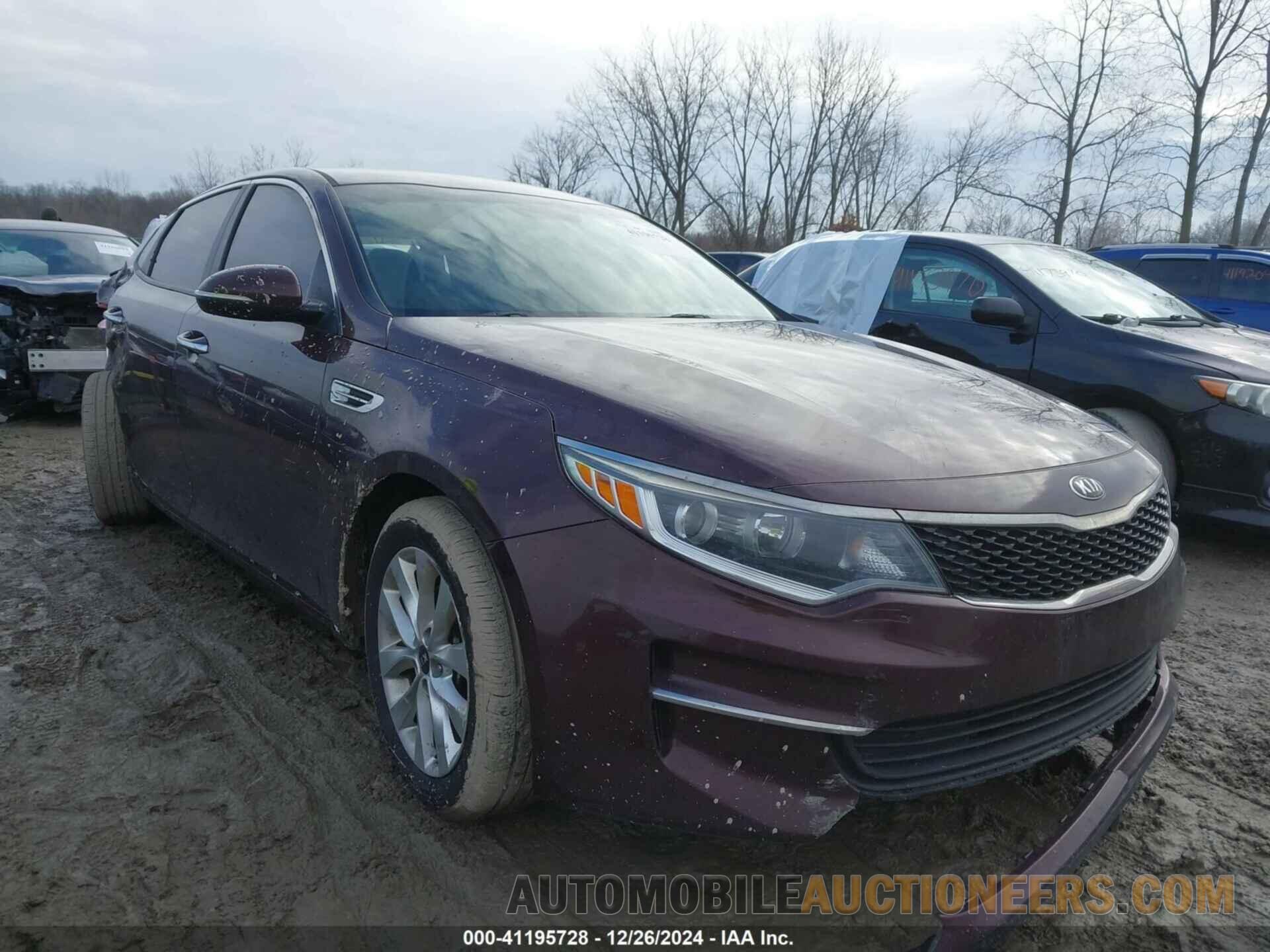 5XXGT4L36HG140647 KIA OPTIMA 2017