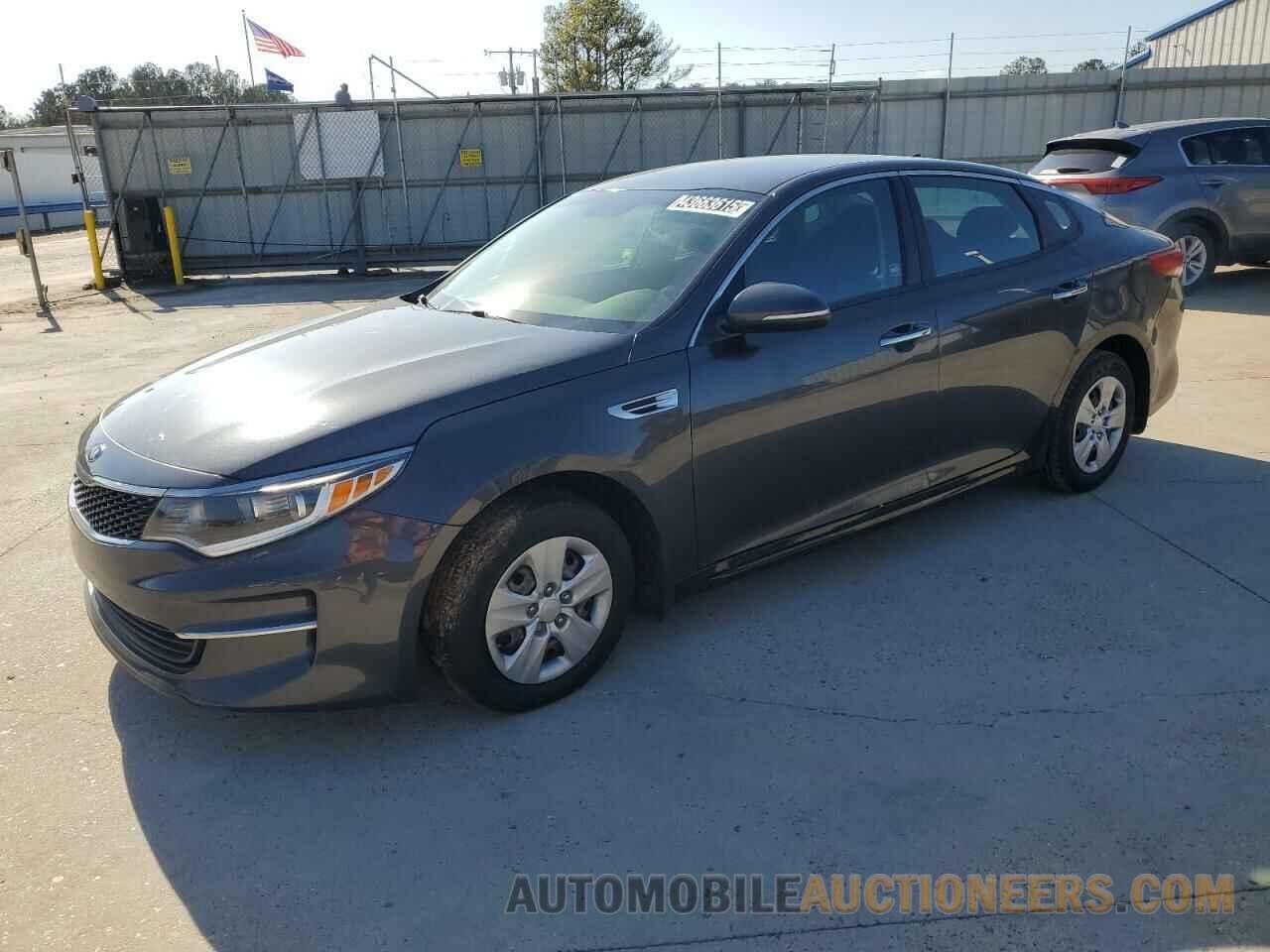 5XXGT4L36HG146996 KIA OPTIMA 2017