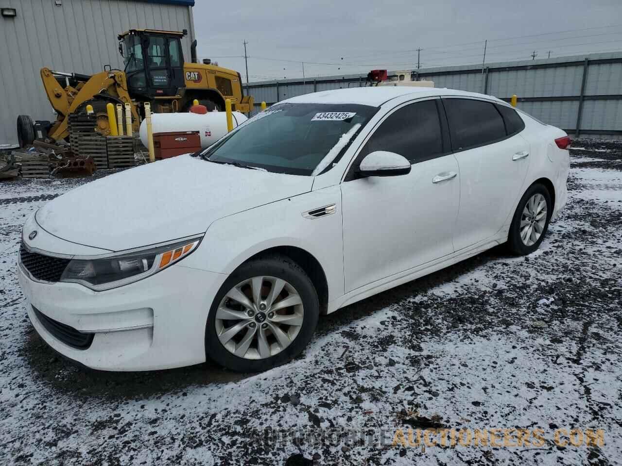 5XXGT4L36HG172773 KIA OPTIMA 2017