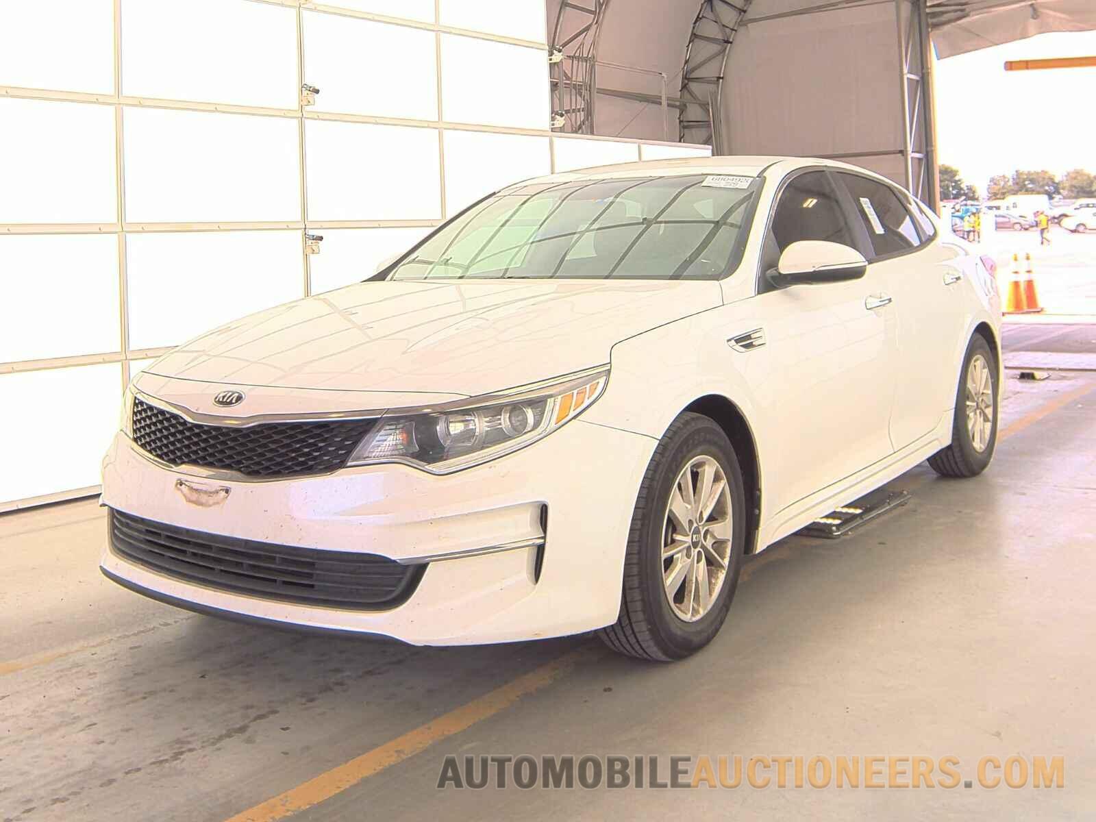 5XXGT4L36JG180202 Kia Optima 2018