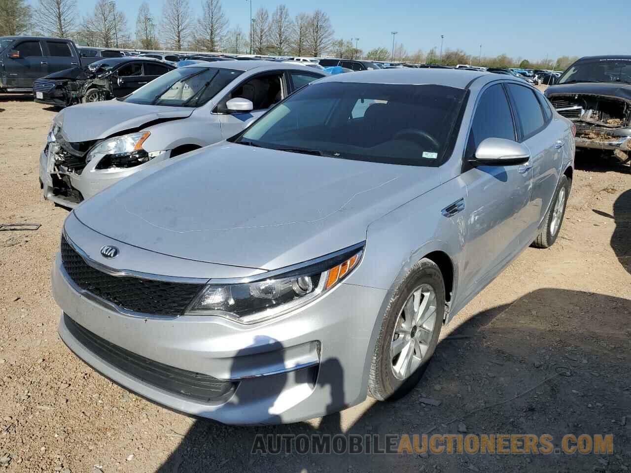 5XXGT4L36JG198943 KIA OPTIMA 2018