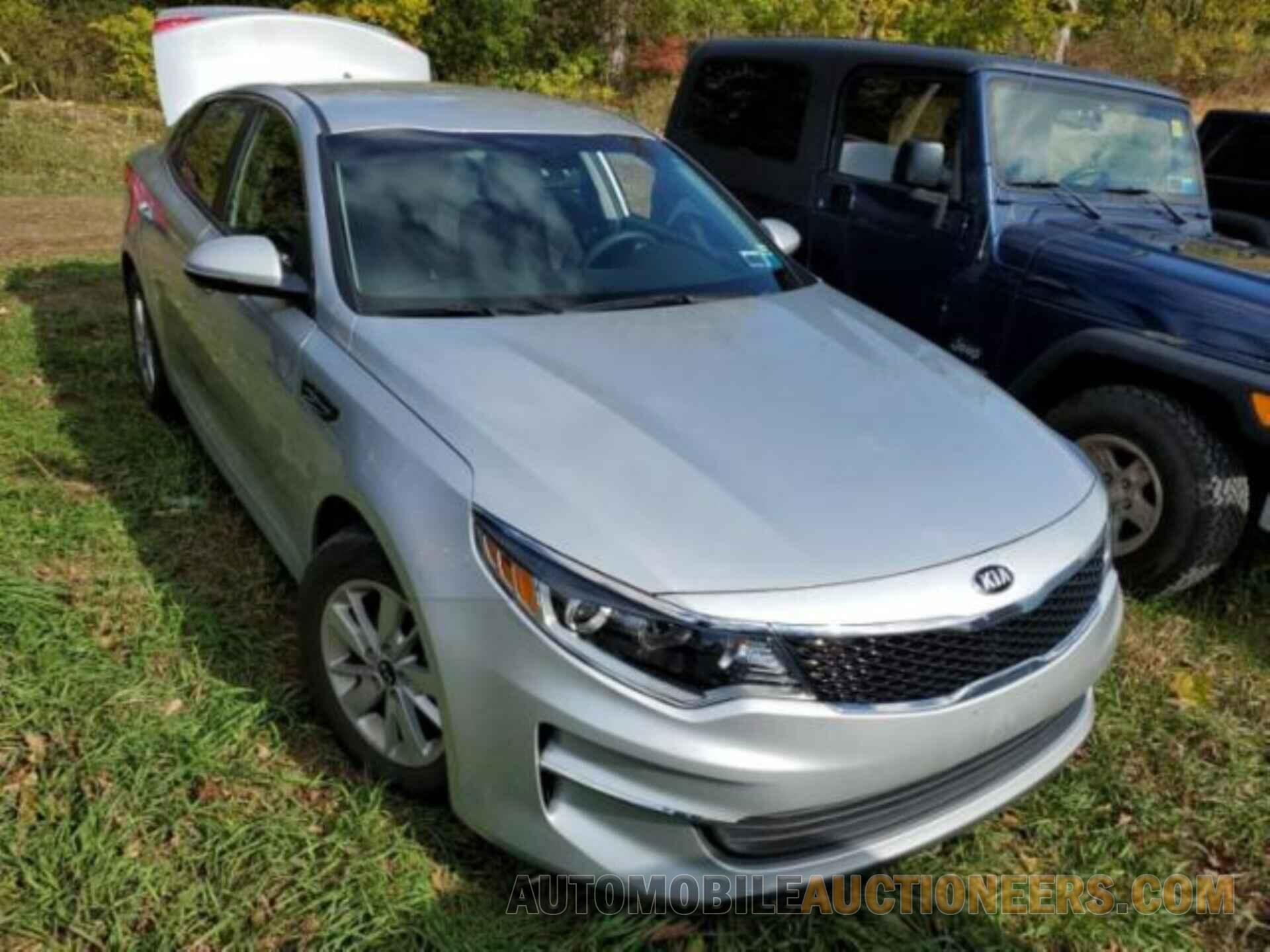 5XXGT4L36JG208497 KIA OPTIMA 2018