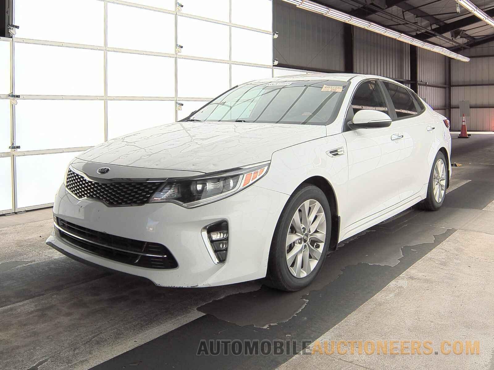 5XXGT4L36JG237806 Kia Optima 2018