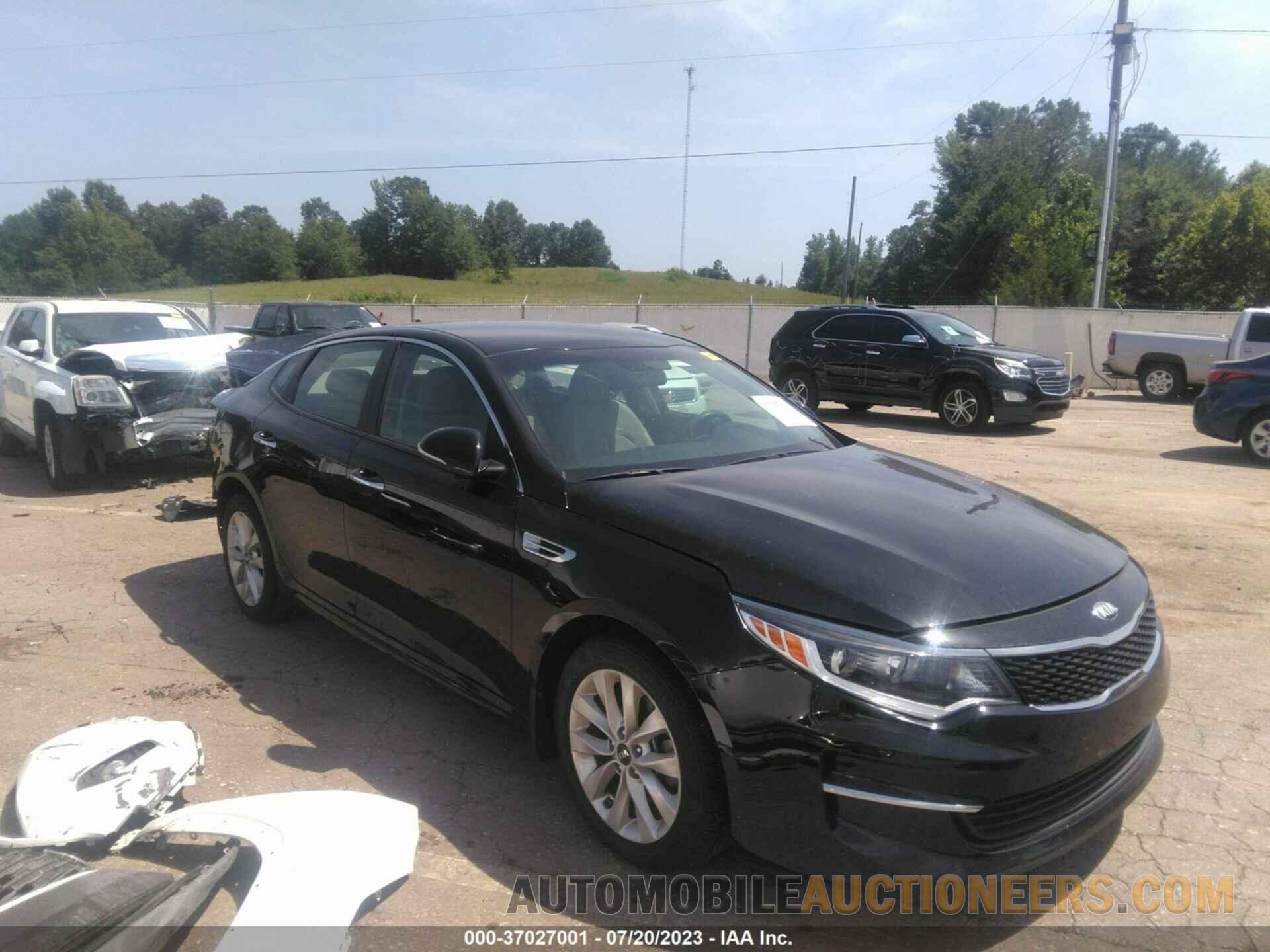 5XXGT4L36JG267436 KIA OPTIMA 2018