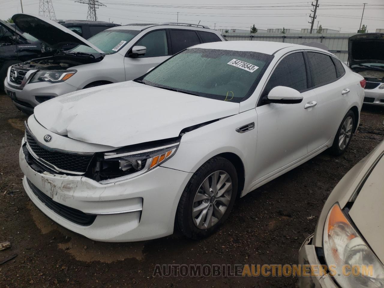 5XXGT4L36JG268411 KIA OPTIMA 2018