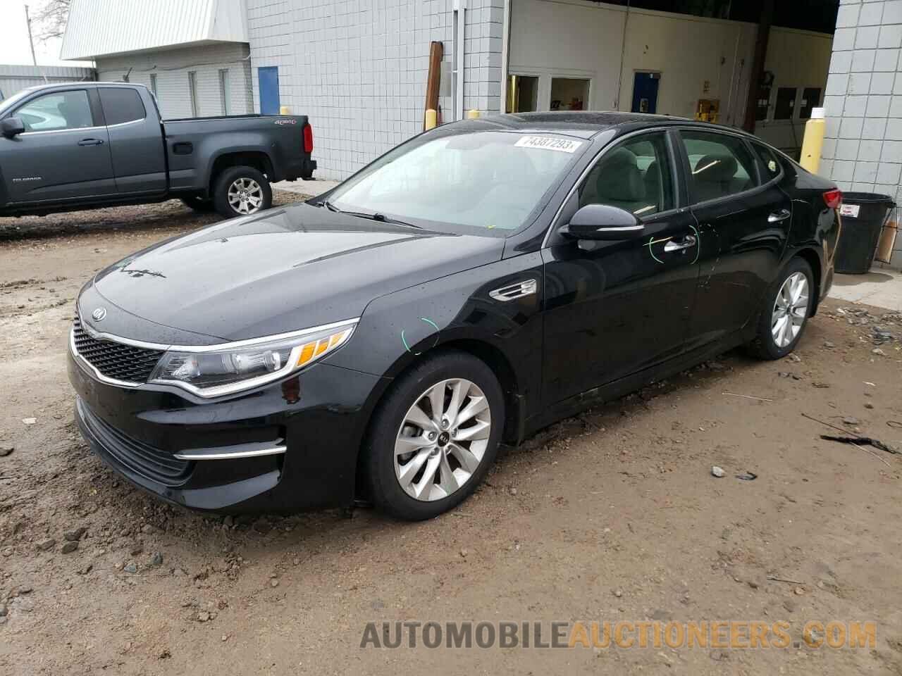 5XXGT4L36JG270434 KIA OPTIMA 2018