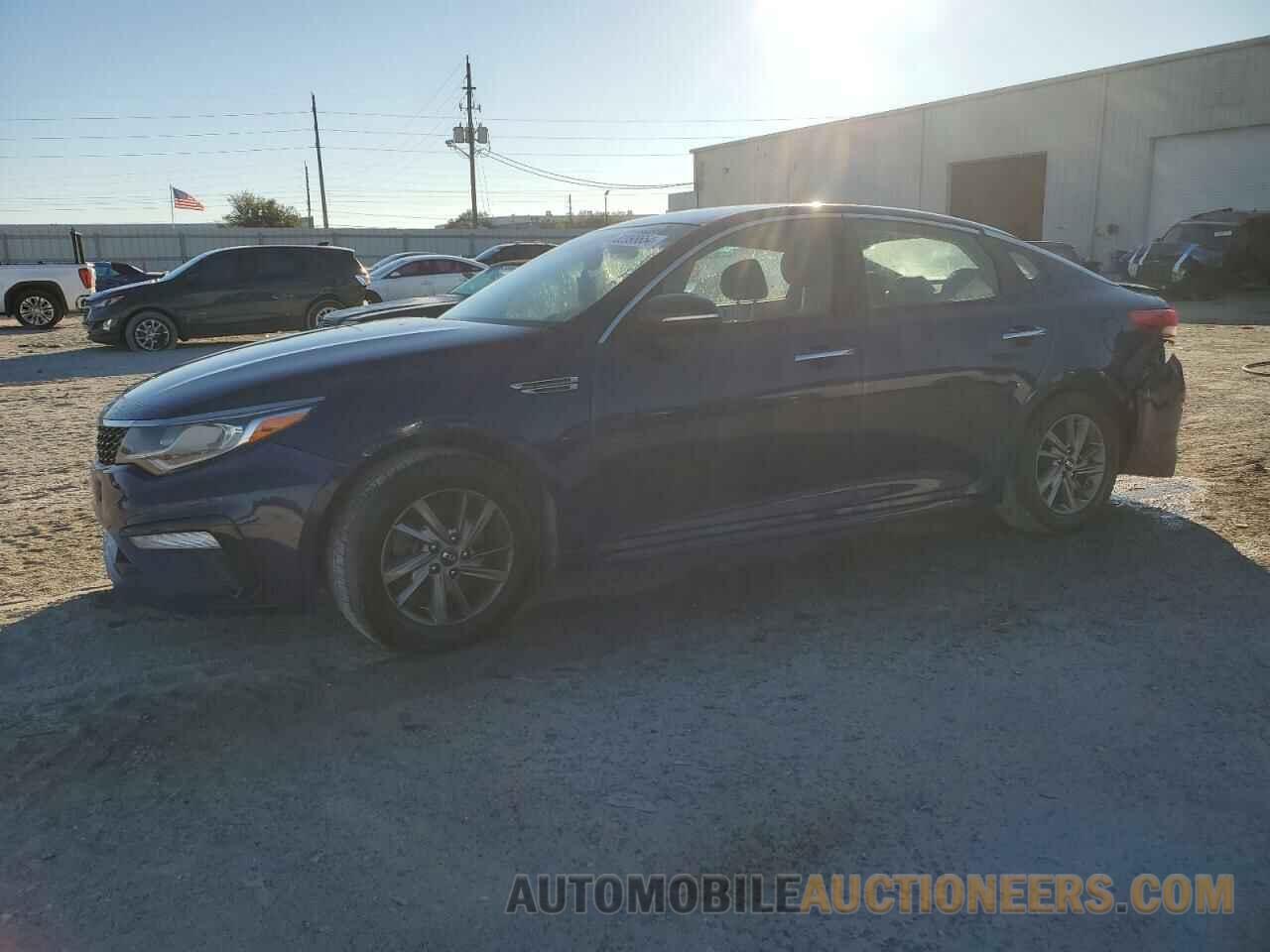 5XXGT4L36KG304762 KIA OPTIMA 2019