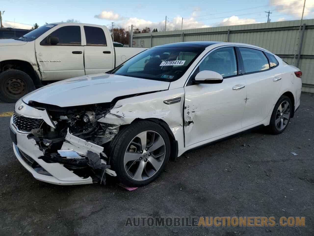 5XXGT4L36KG375623 KIA OPTIMA 2019