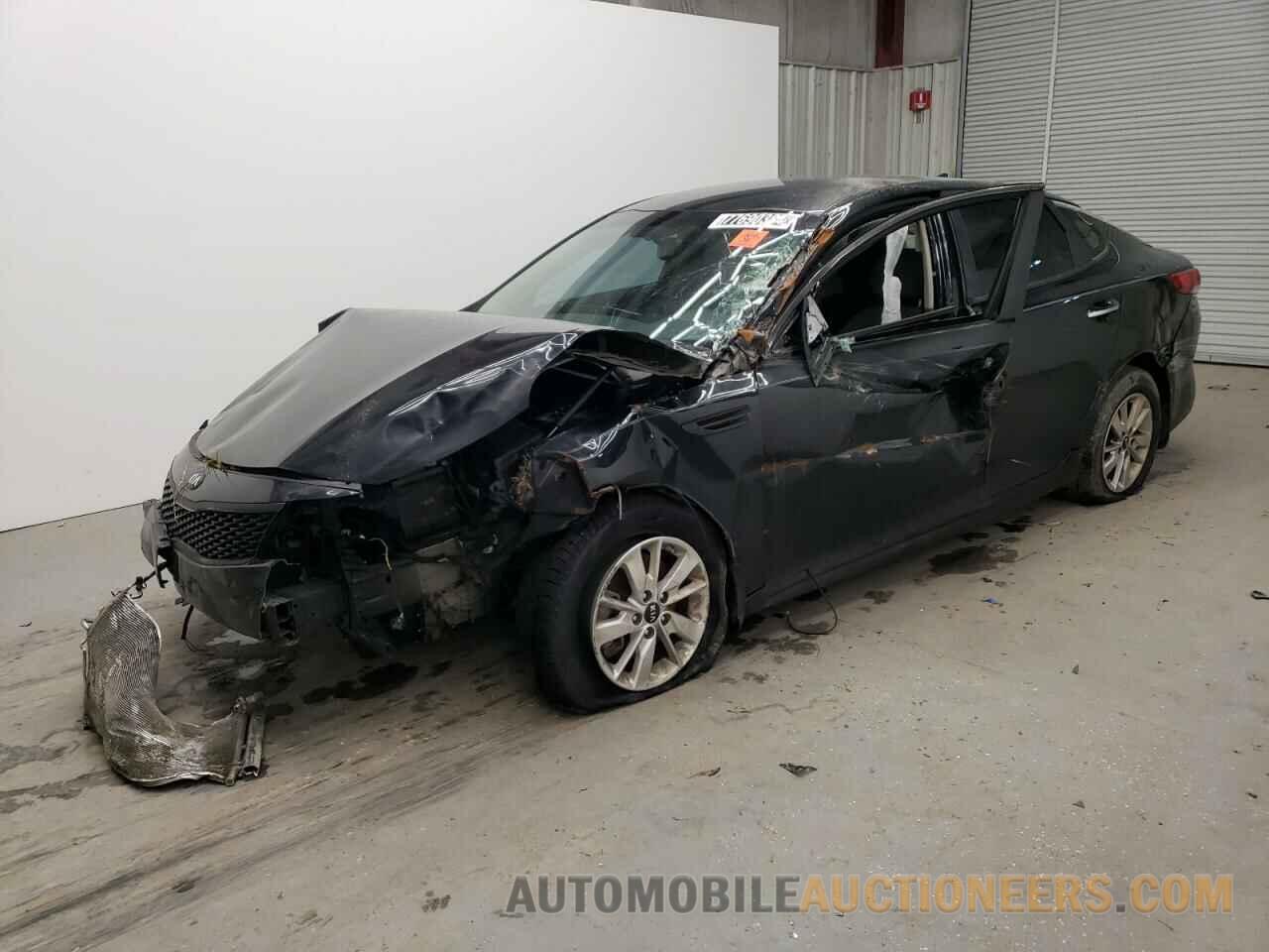 5XXGT4L37HG125915 KIA OPTIMA 2017