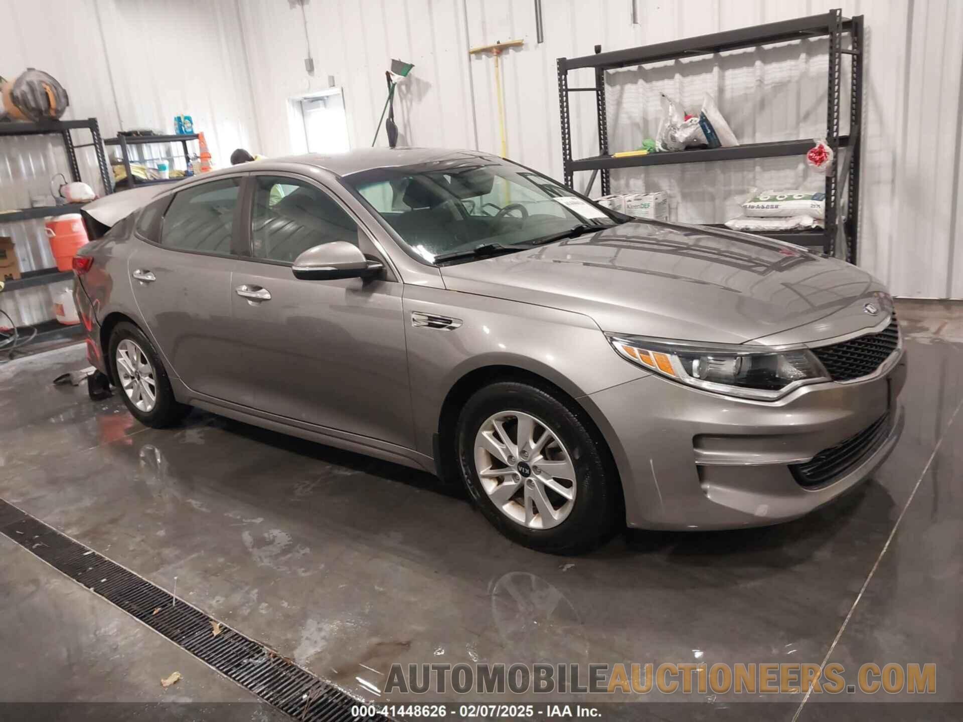 5XXGT4L37HG134422 KIA OPTIMA 2017