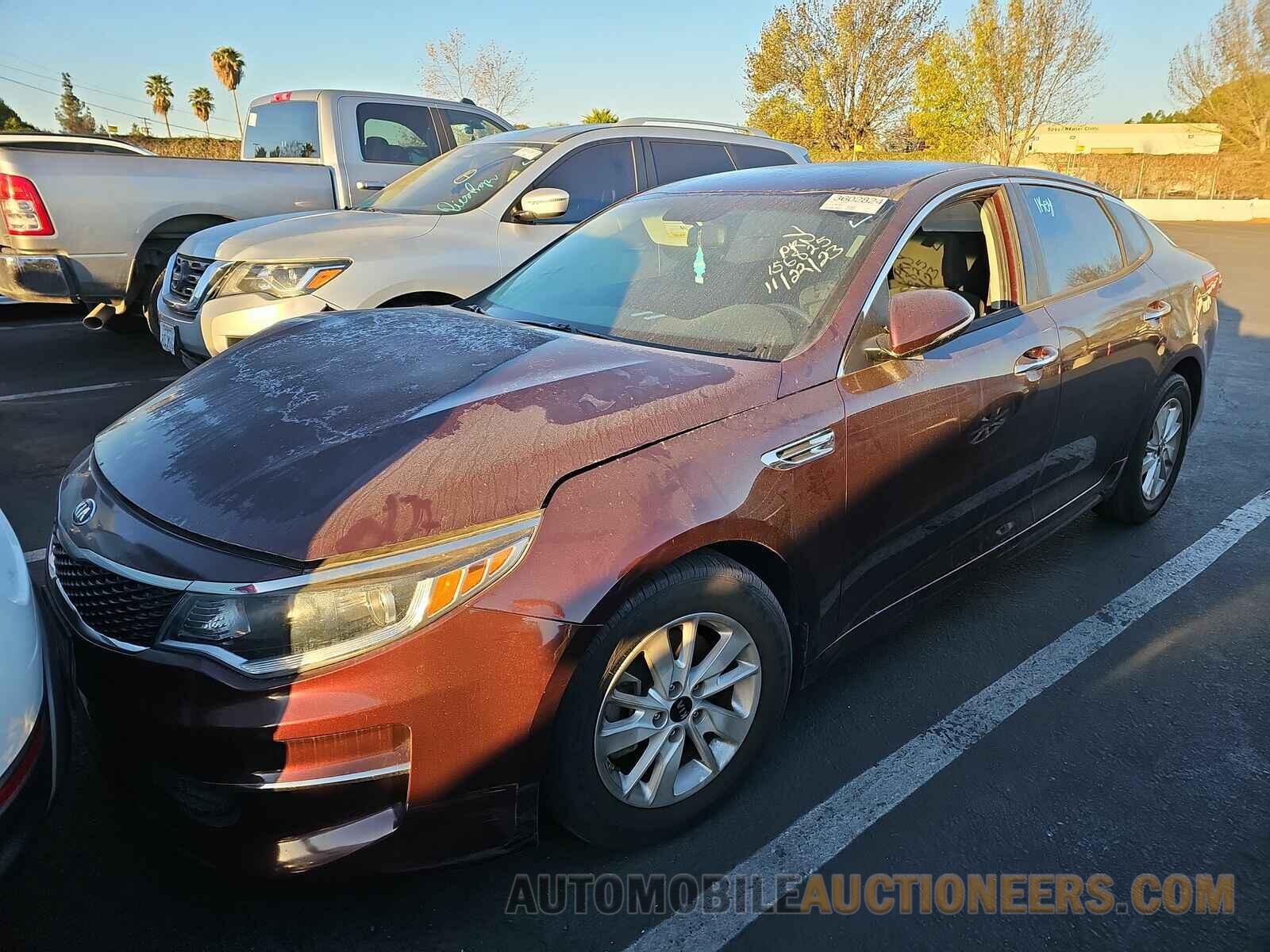 5XXGT4L37HG156825 Kia Optima 2017