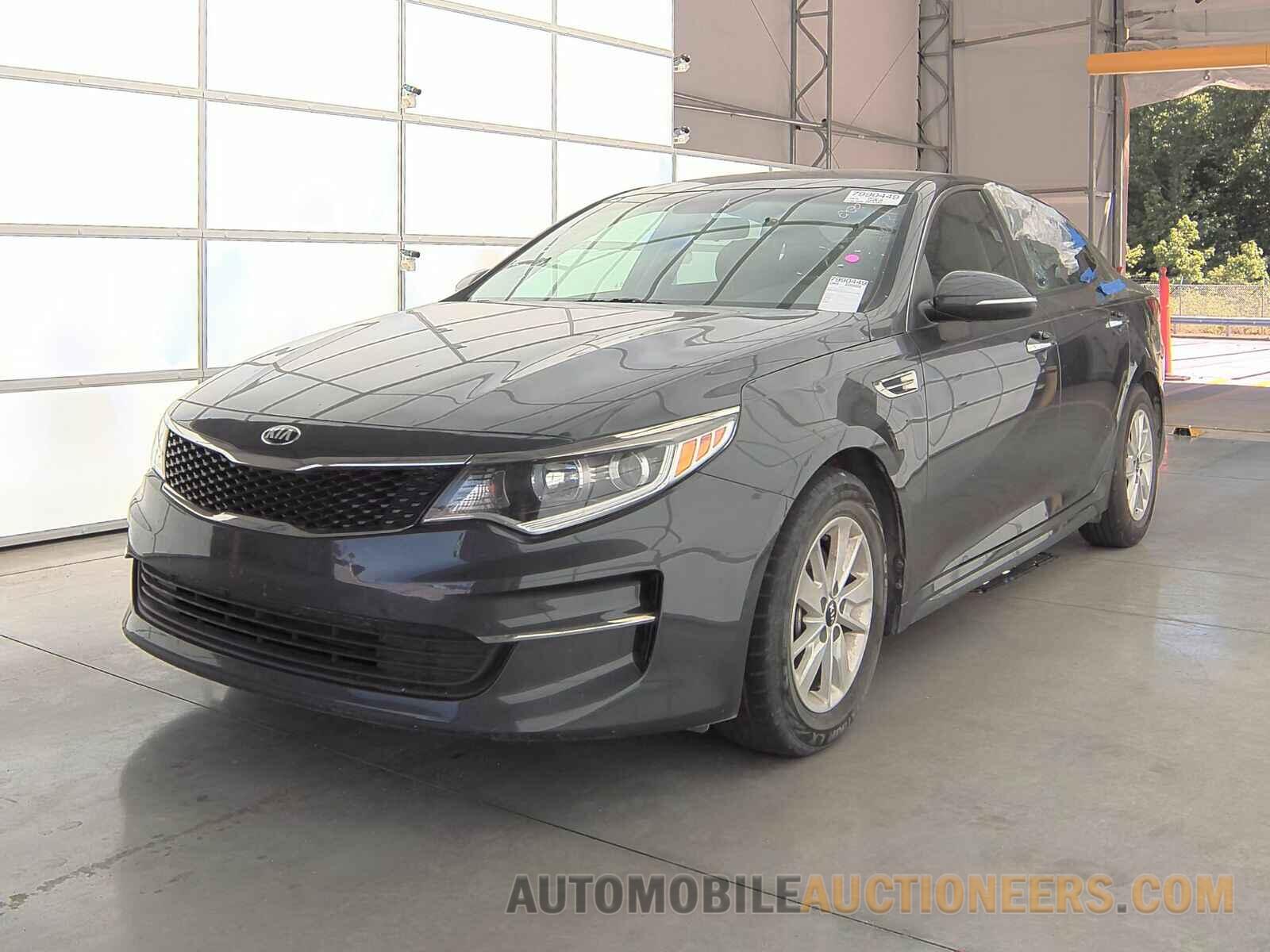 5XXGT4L37HG171647 Kia Optima 2017