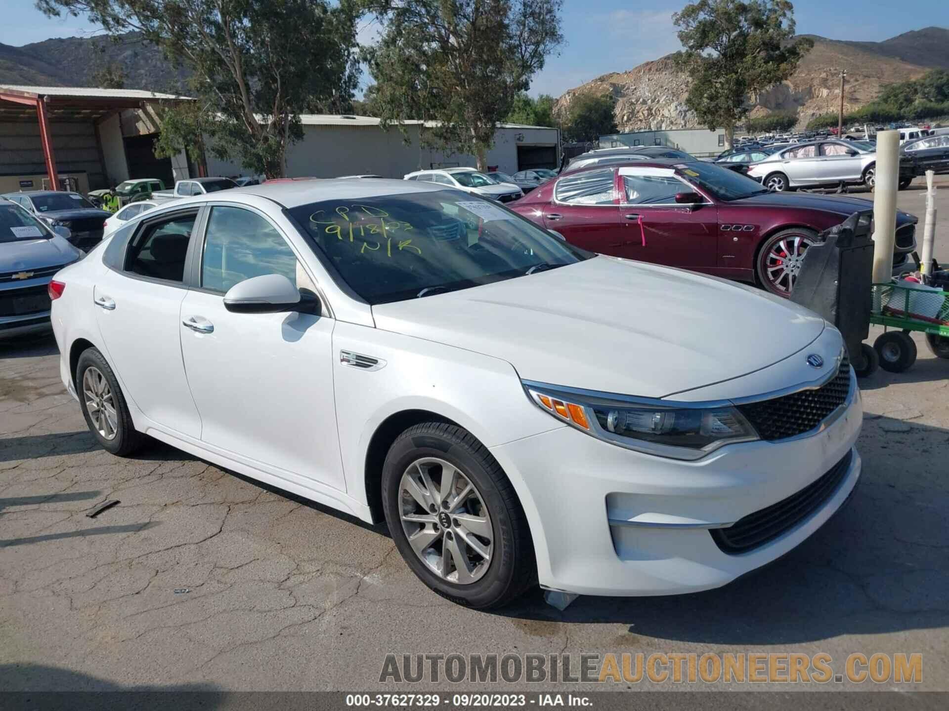 5XXGT4L37JG180404 KIA OPTIMA 2018