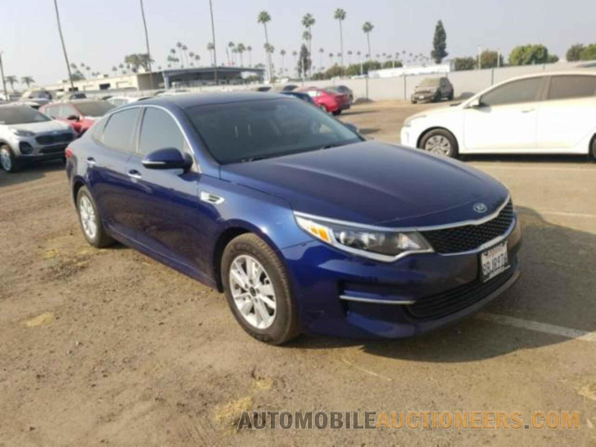 5XXGT4L37JG181536 KIA OPTIMA 2018