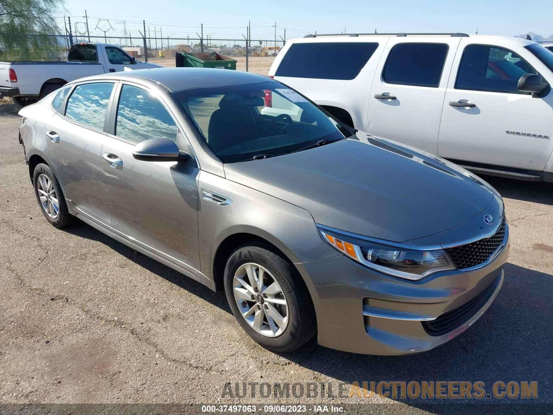 5XXGT4L37JG200585 KIA OPTIMA 2018