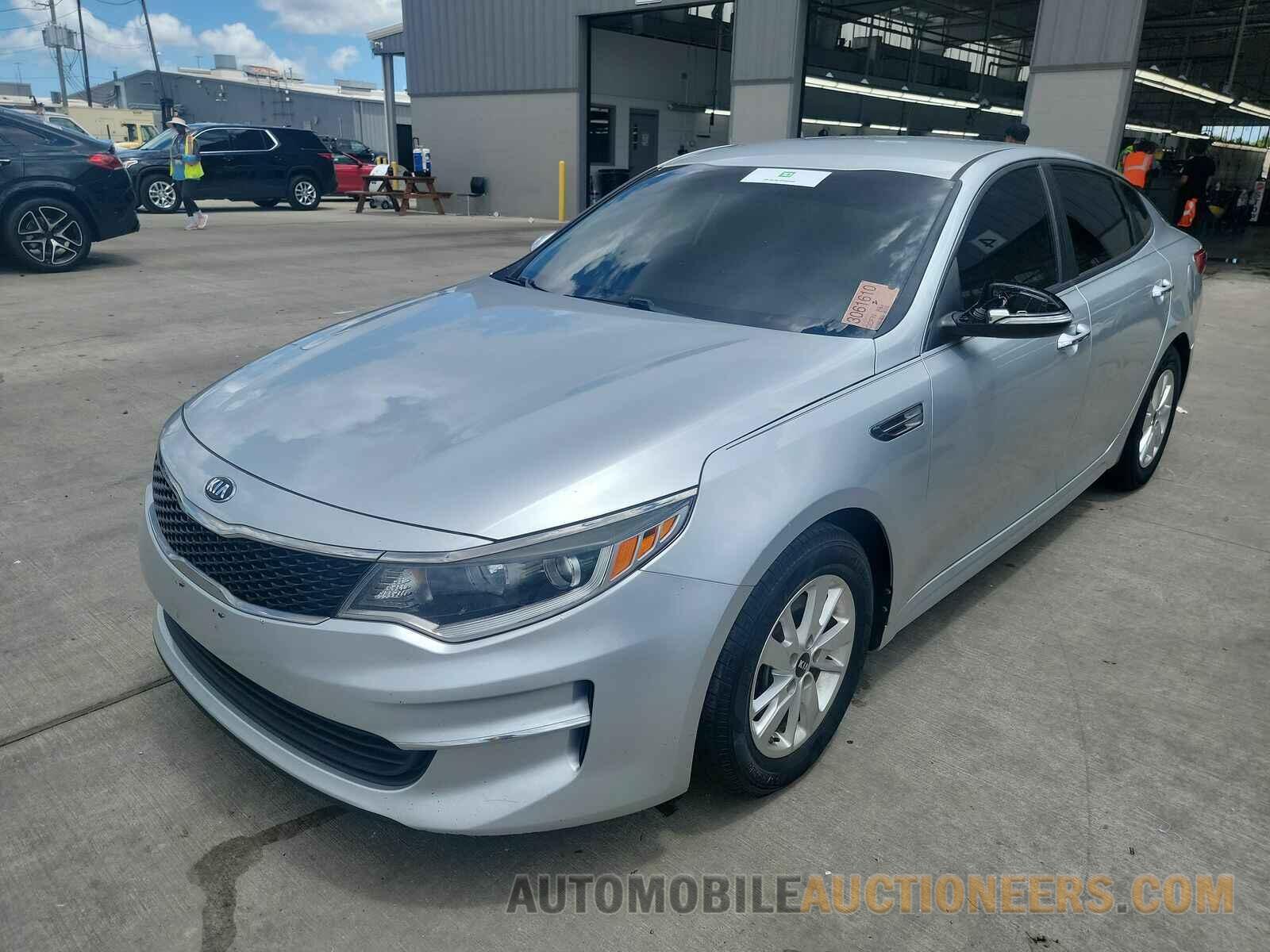 5XXGT4L37JG207780 Kia Optima 2018