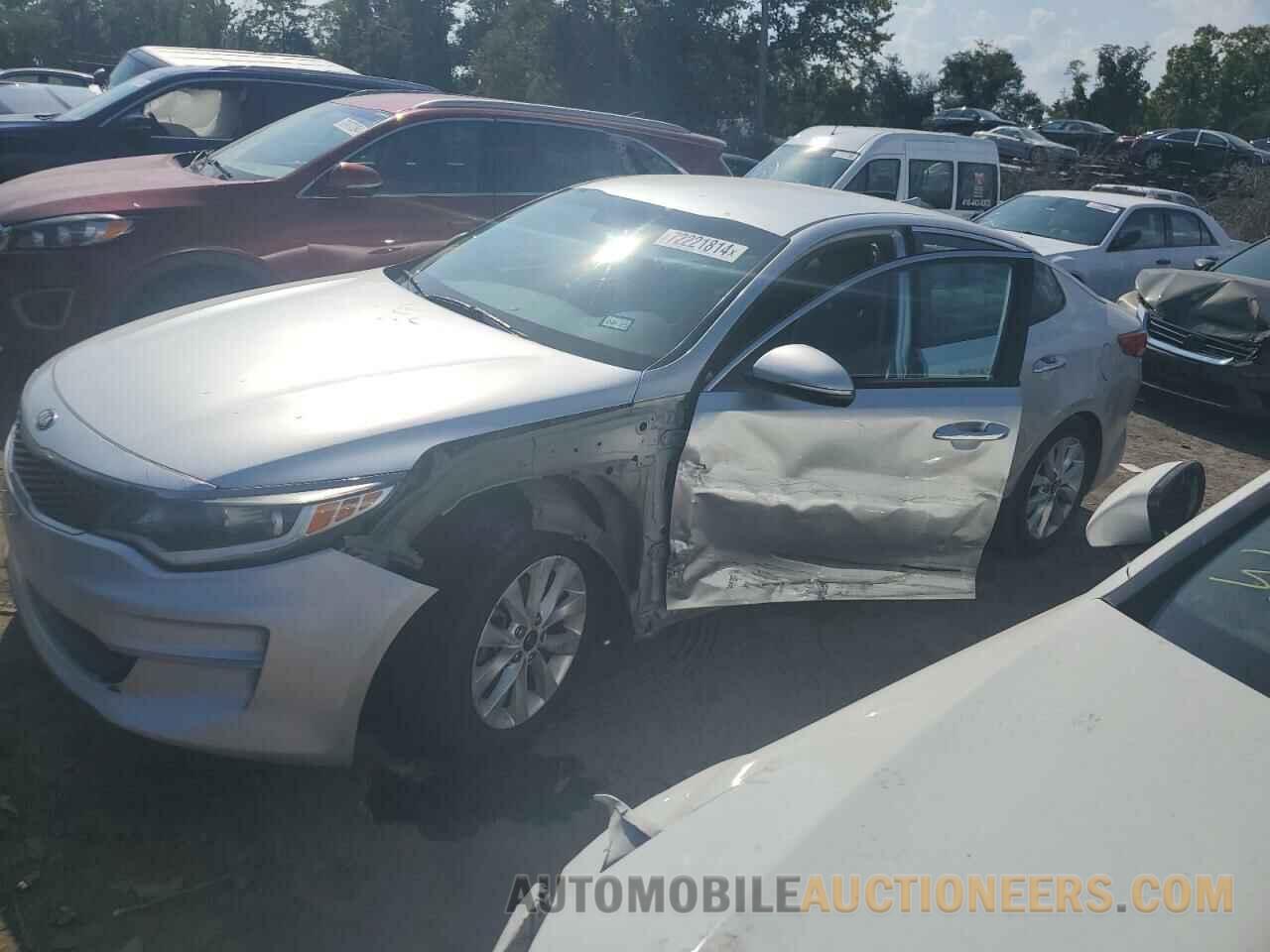 5XXGT4L37JG209030 KIA OPTIMA 2018