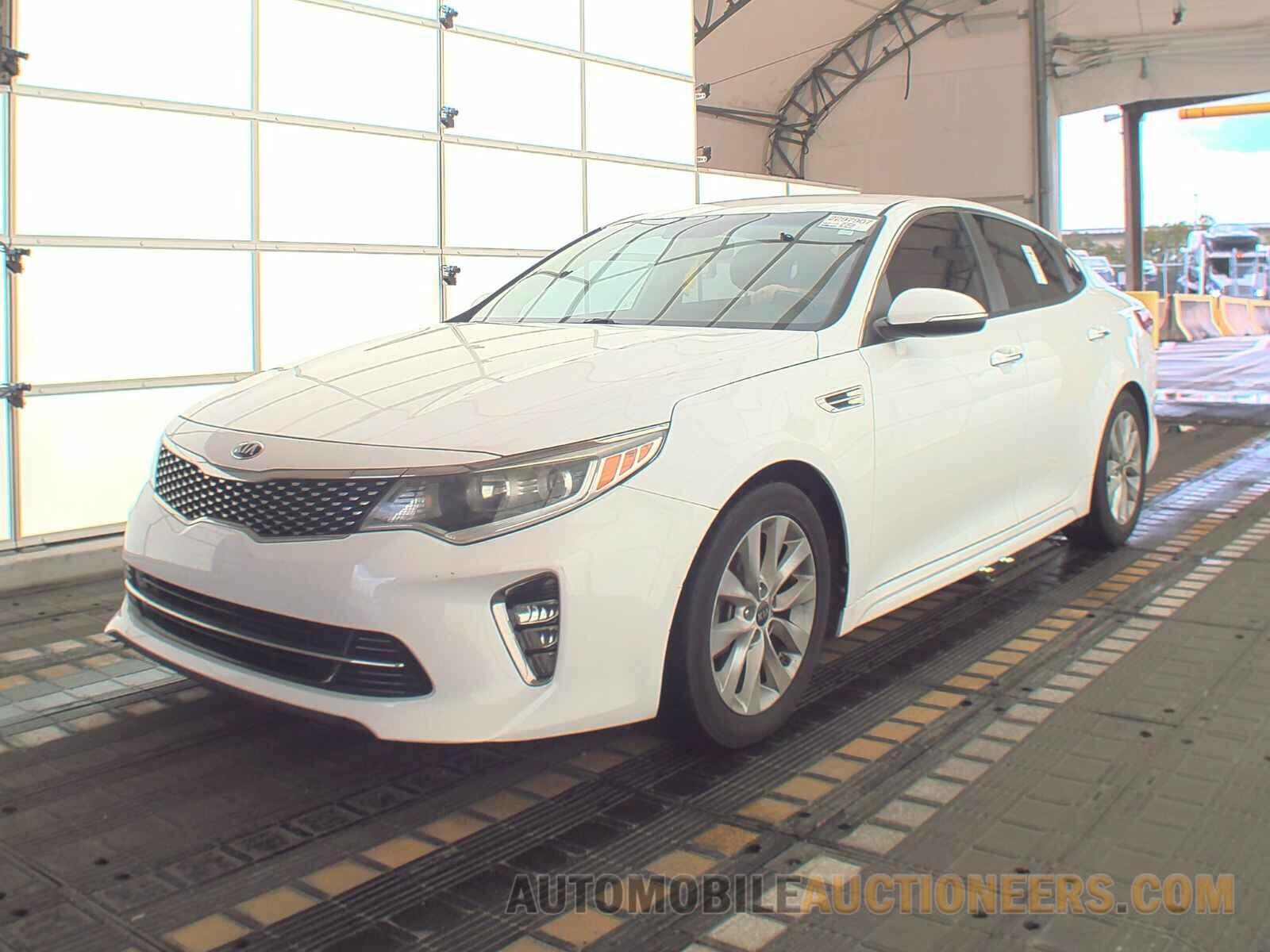 5XXGT4L37JG212185 Kia Optima 2018