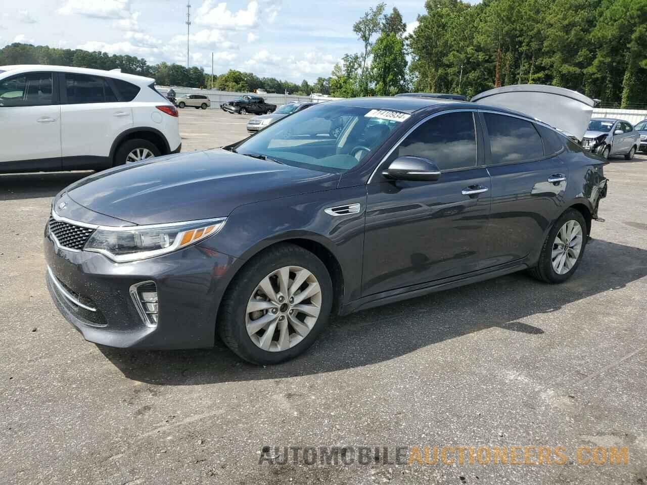 5XXGT4L37JG220741 KIA OPTIMA 2018