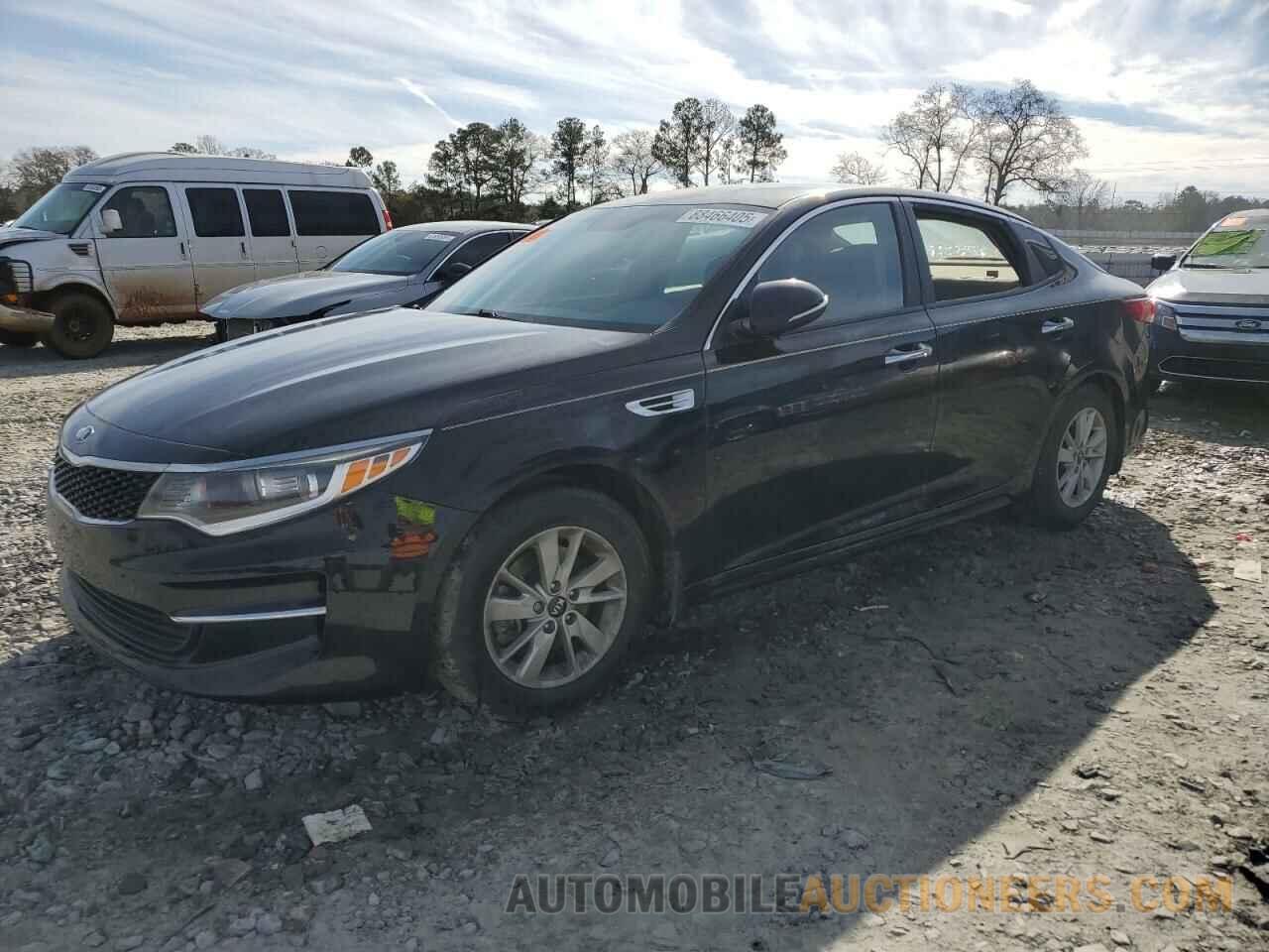 5XXGT4L37JG224269 KIA OPTIMA 2018