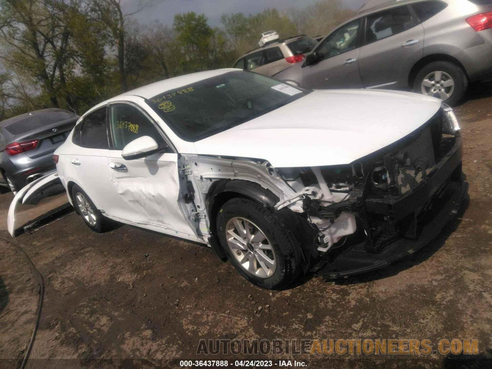 5XXGT4L37JG229116 KIA OPTIMA 2018