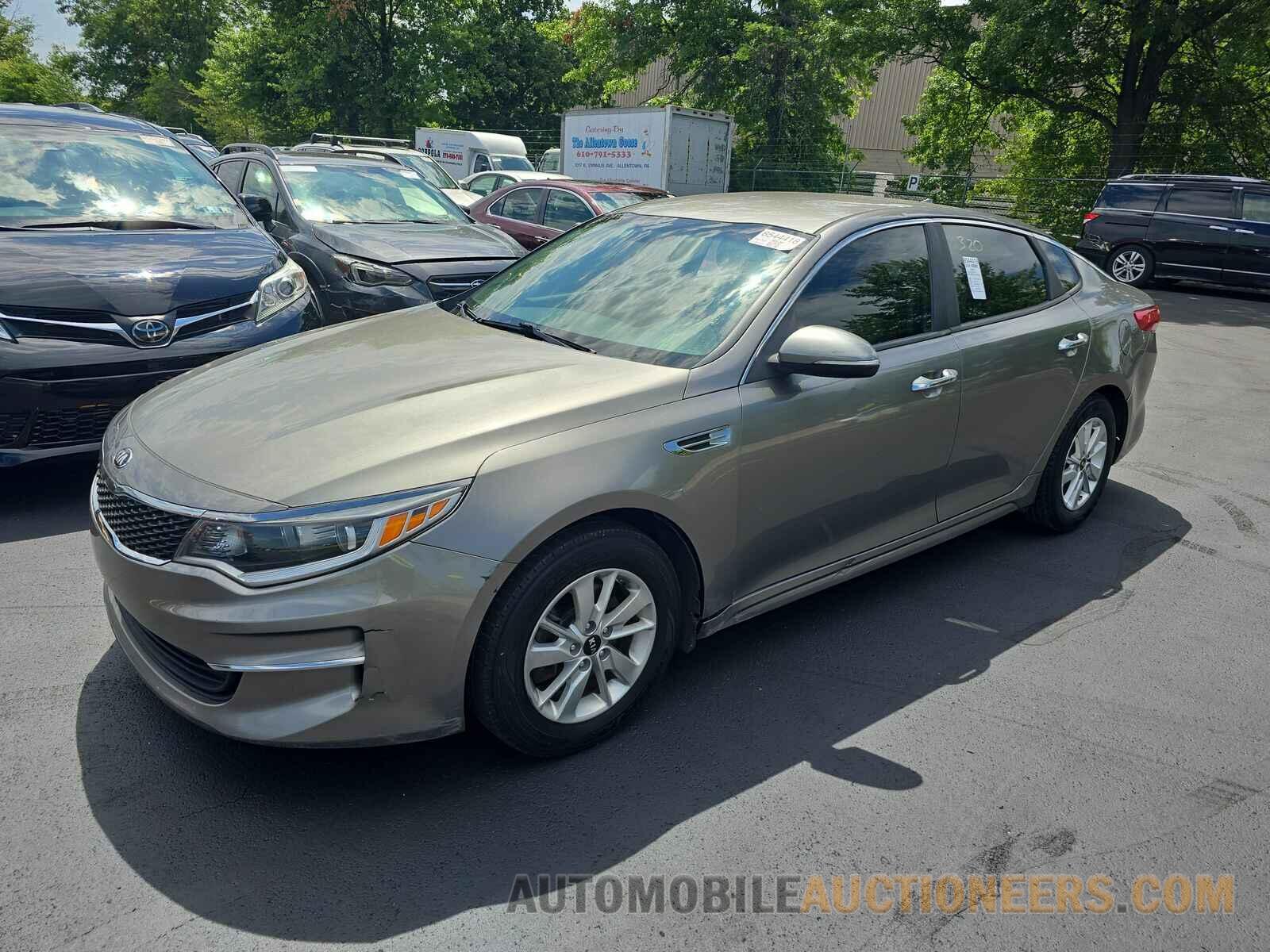 5XXGT4L37JG236034 Kia Optima 2018