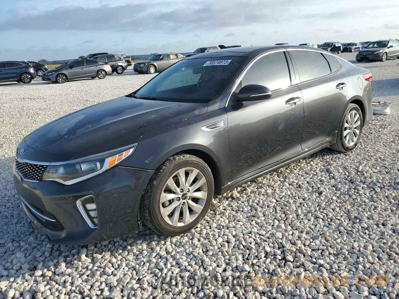 5XXGT4L37JG245767 KIA OPTIMA 2018