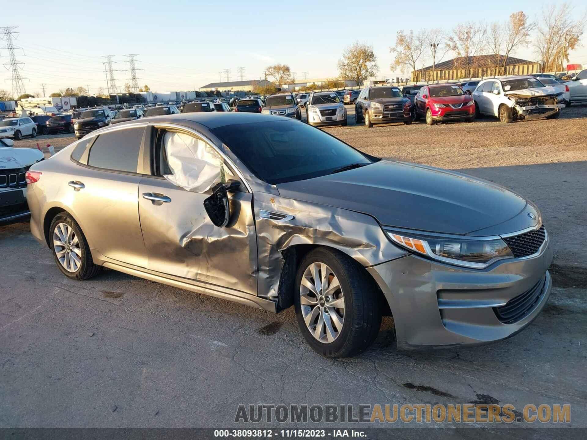 5XXGT4L37JG260995 KIA OPTIMA 2018