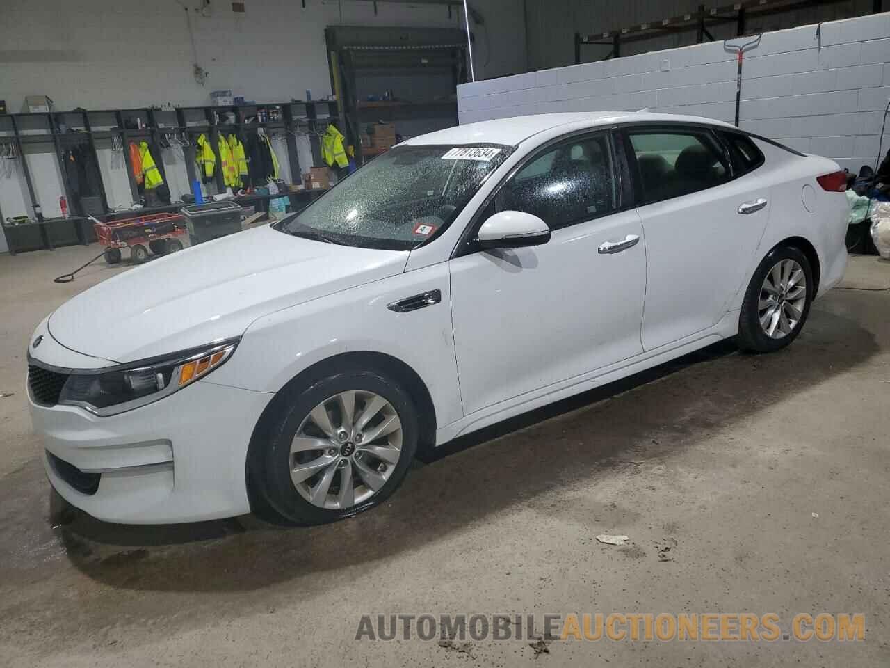 5XXGT4L37JG262634 KIA OPTIMA 2018