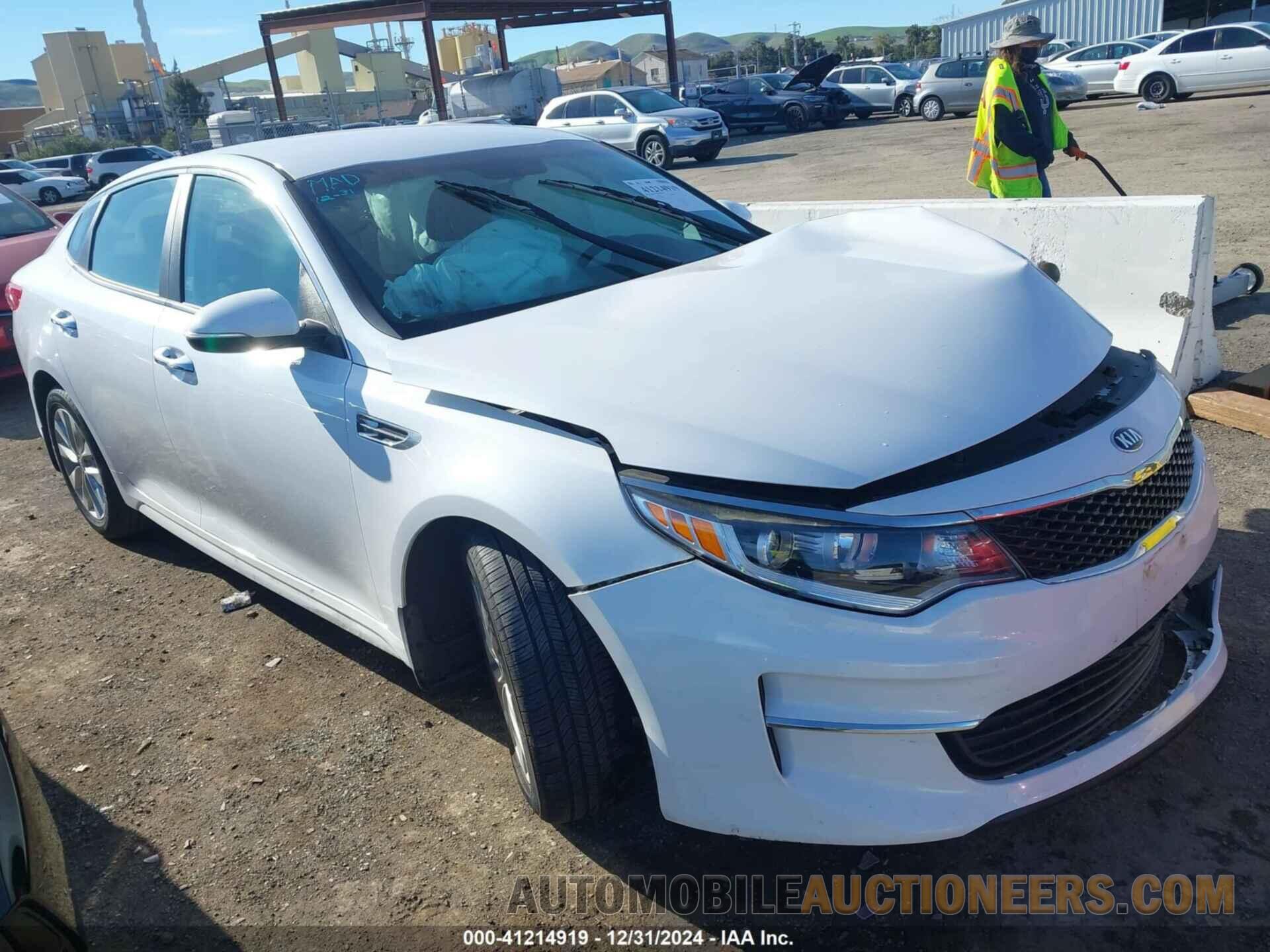 5XXGT4L37JG264092 KIA OPTIMA 2018