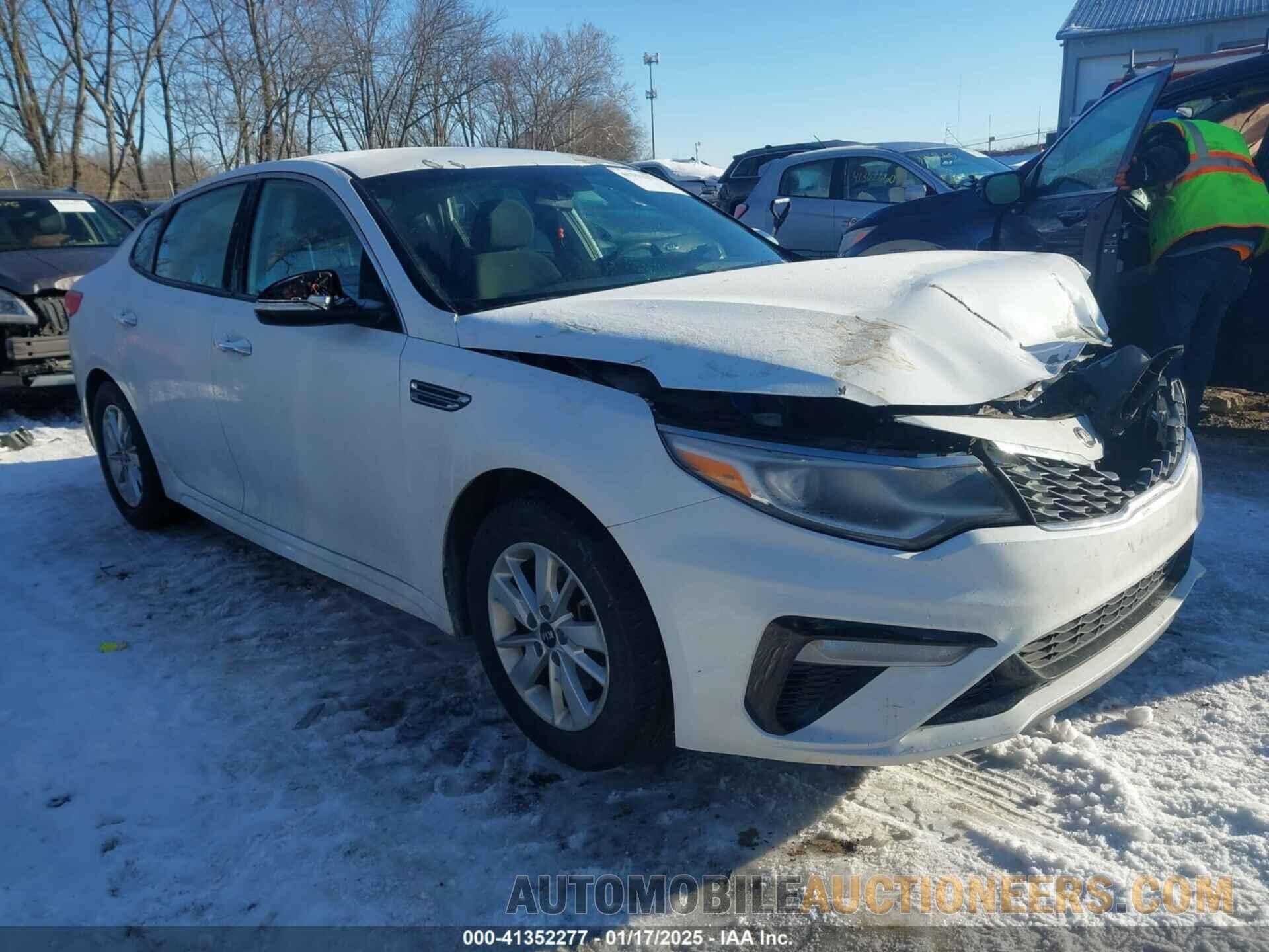 5XXGT4L37KG284893 KIA OPTIMA 2019