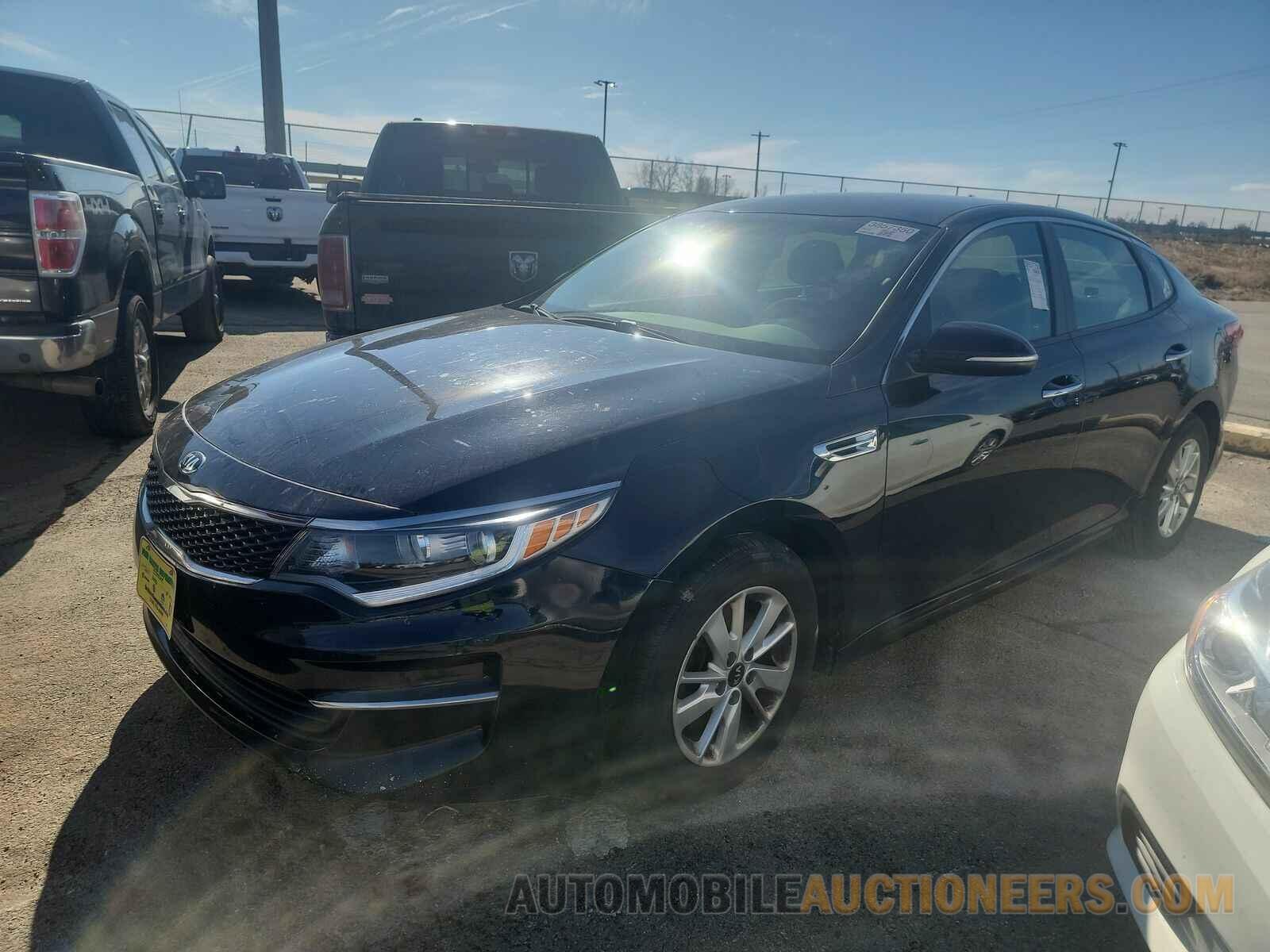 5XXGT4L38GG025837 Kia Optima 2016