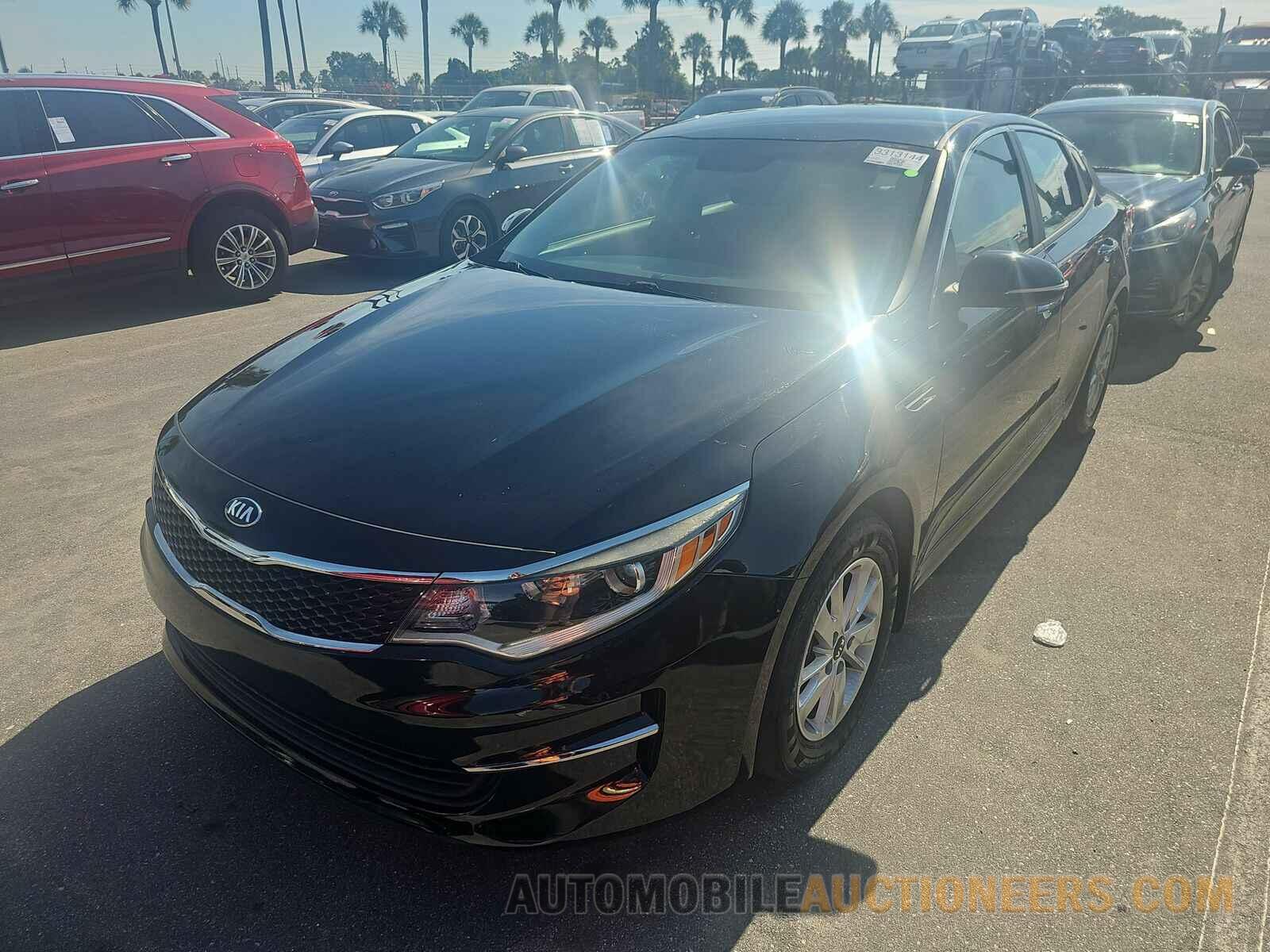 5XXGT4L38GG109172 Kia Optima 2016