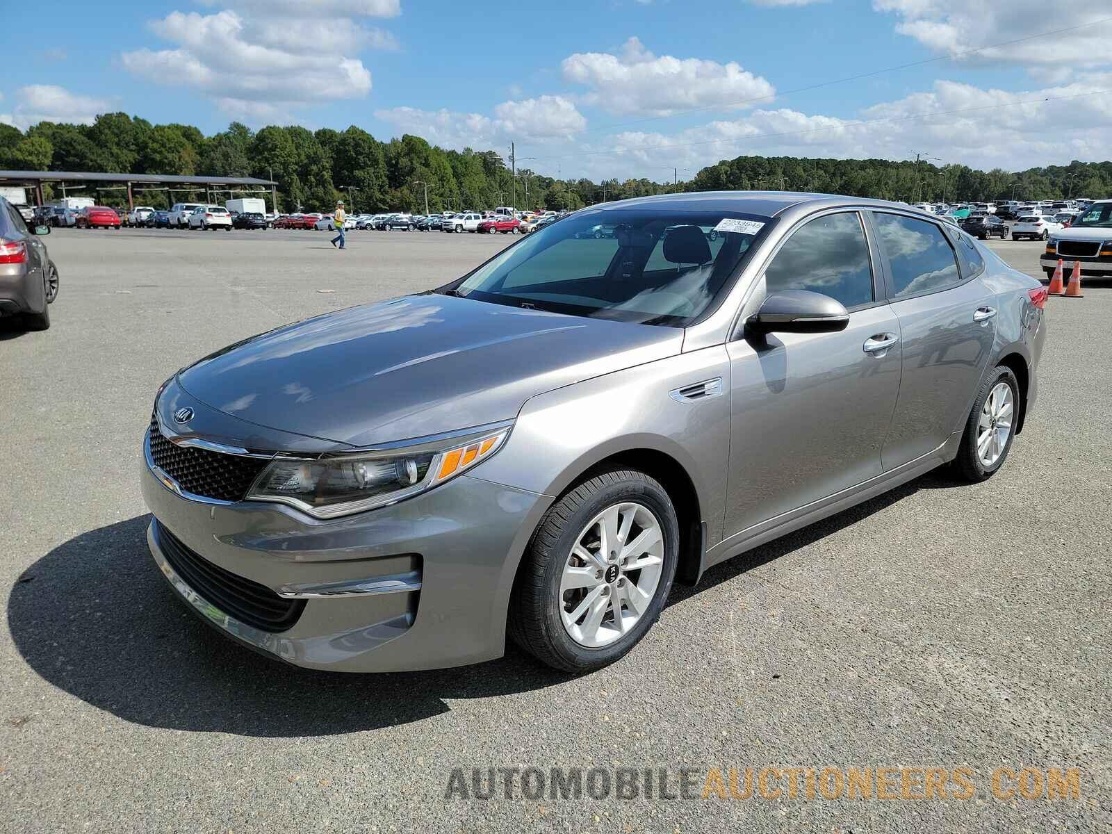 5XXGT4L38HG125342 Kia Optima 2017