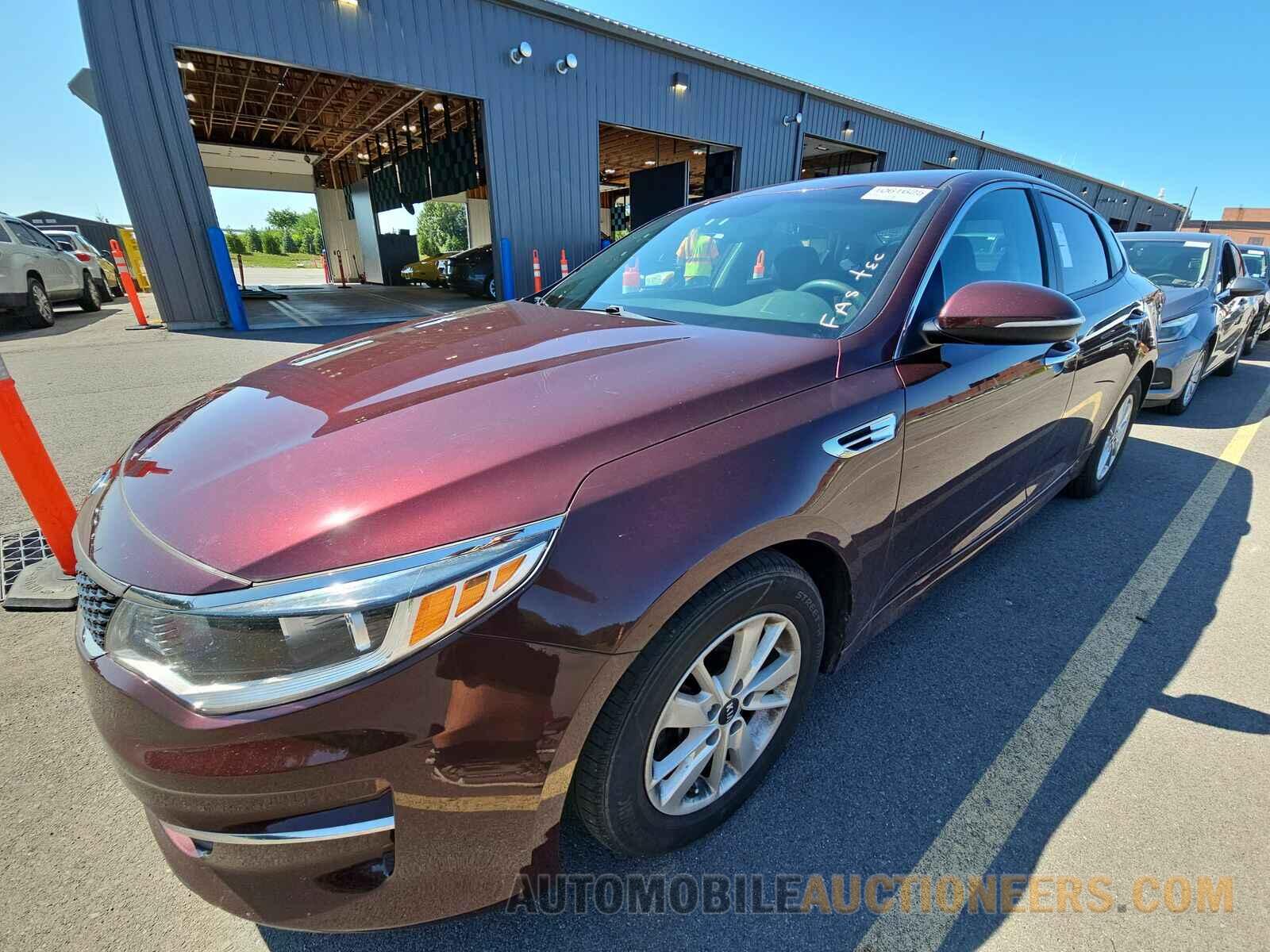 5XXGT4L38JG184414 Kia Optima 2018