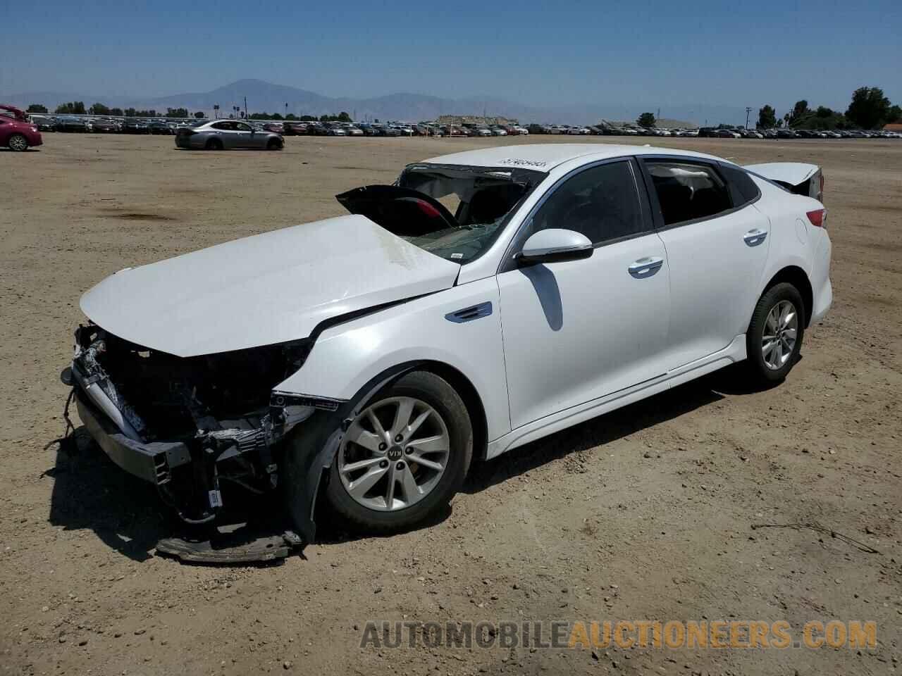 5XXGT4L38JG185899 KIA OPTIMA 2018