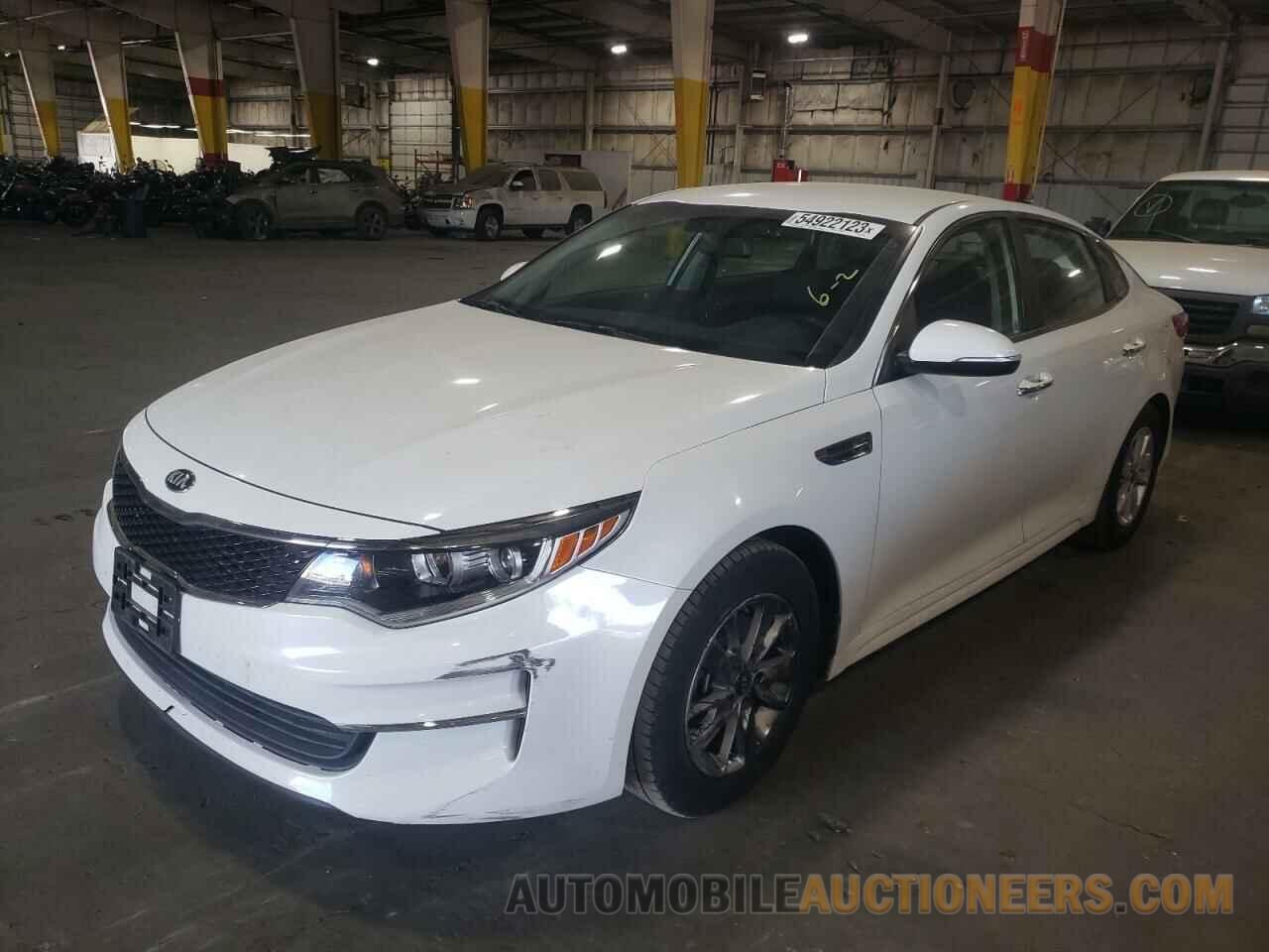 5XXGT4L38JG201700 KIA OPTIMA 2018