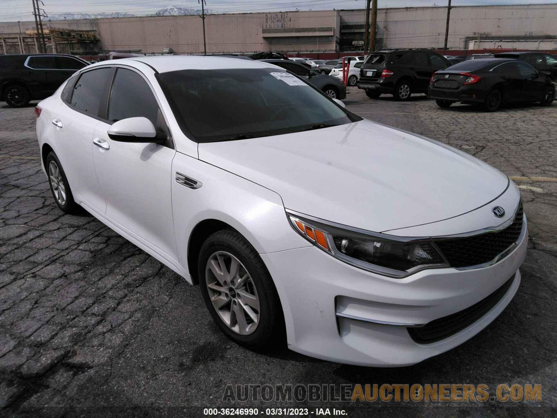 5XXGT4L38JG203172 KIA OPTIMA 2018