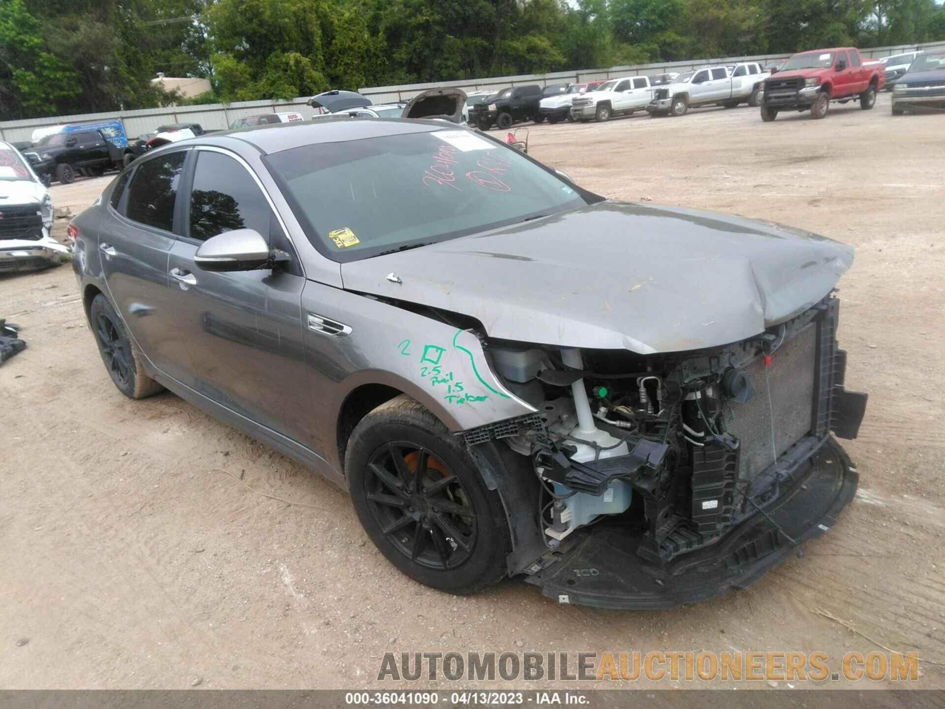 5XXGT4L38JG216679 KIA OPTIMA 2018