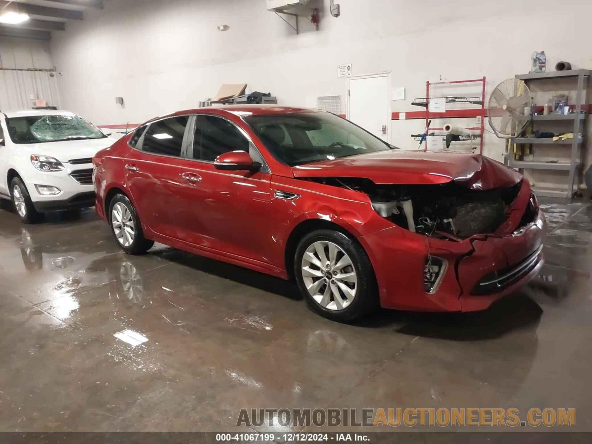 5XXGT4L38JG232185 KIA OPTIMA 2018