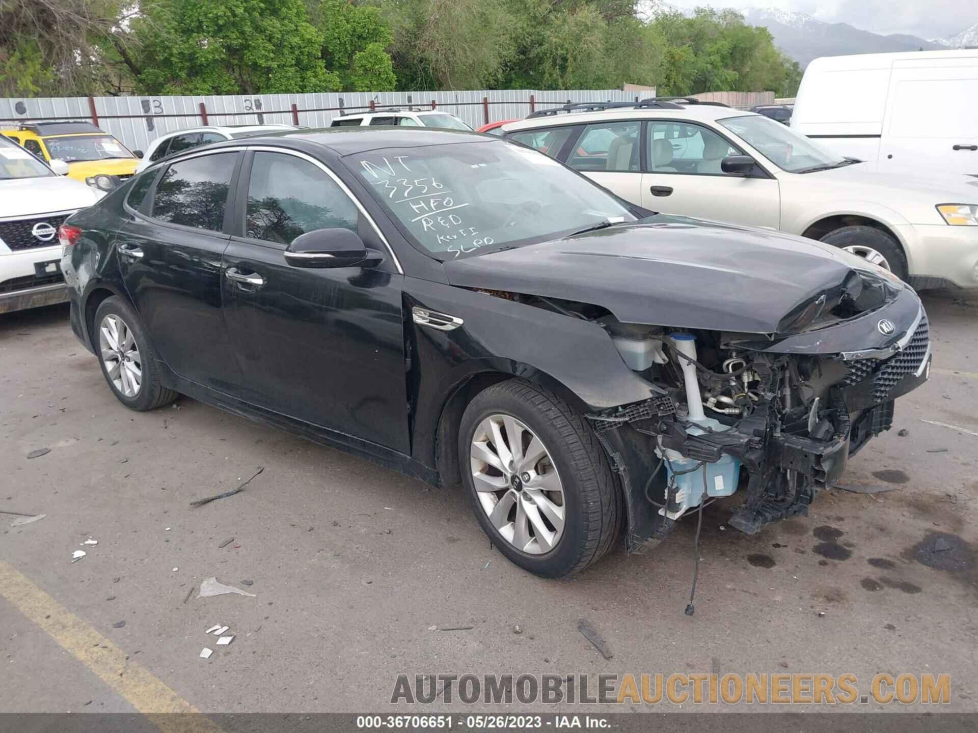 5XXGT4L38JG236950 KIA OPTIMA 2018